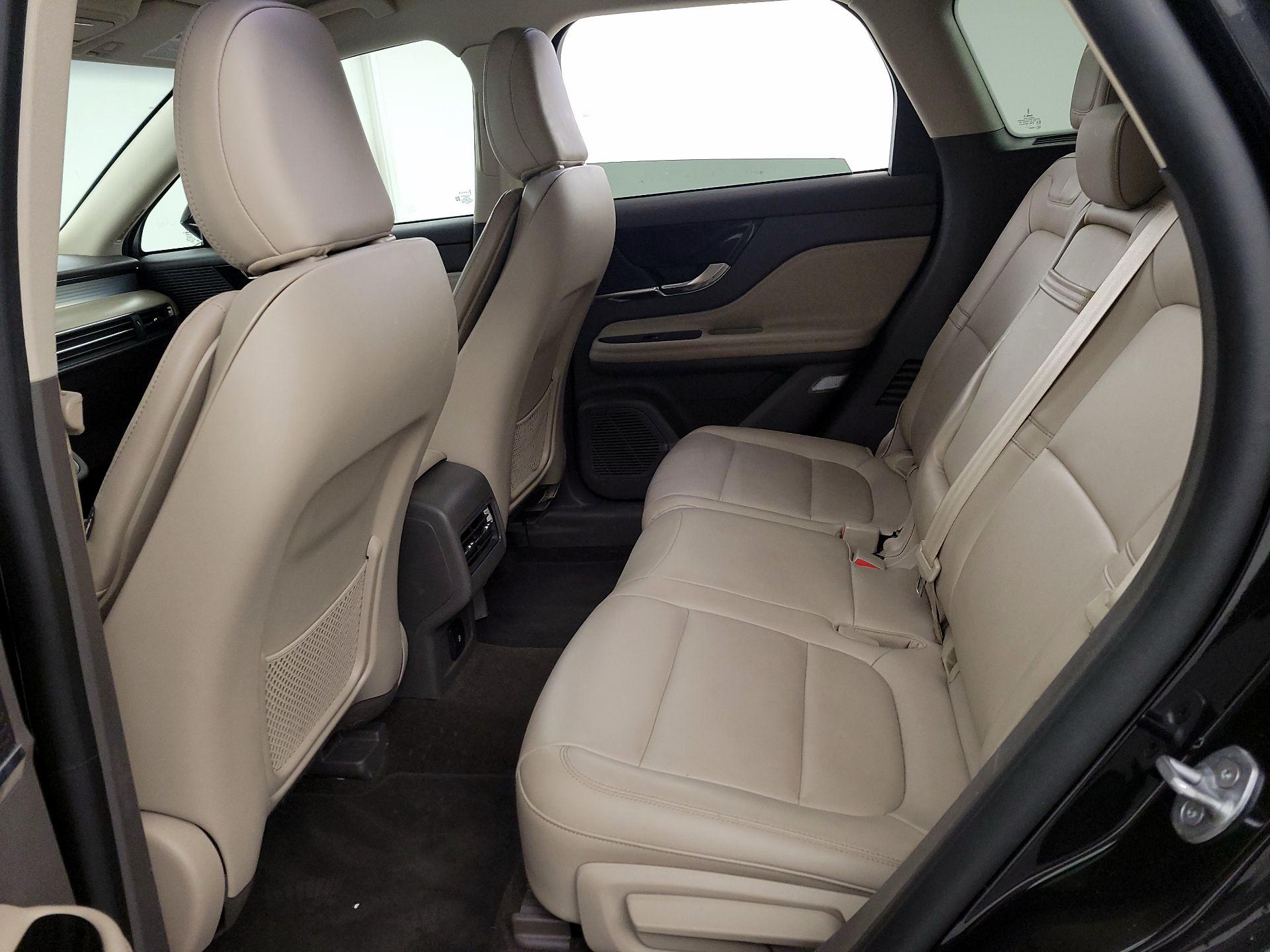 Thumbnail: 2022 Lincoln Corsair - 19