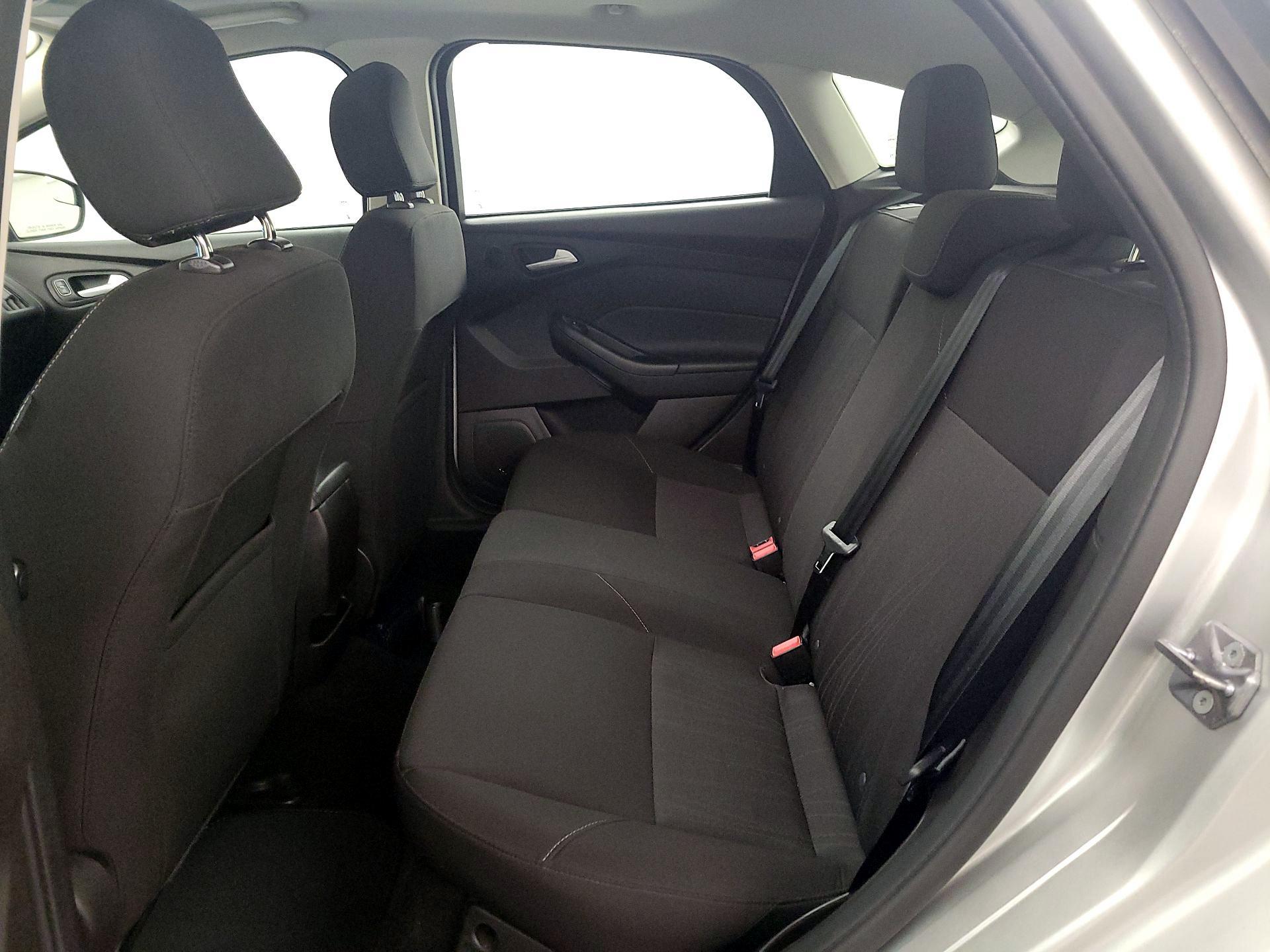 Thumbnail: 2017 Ford Focus - 20