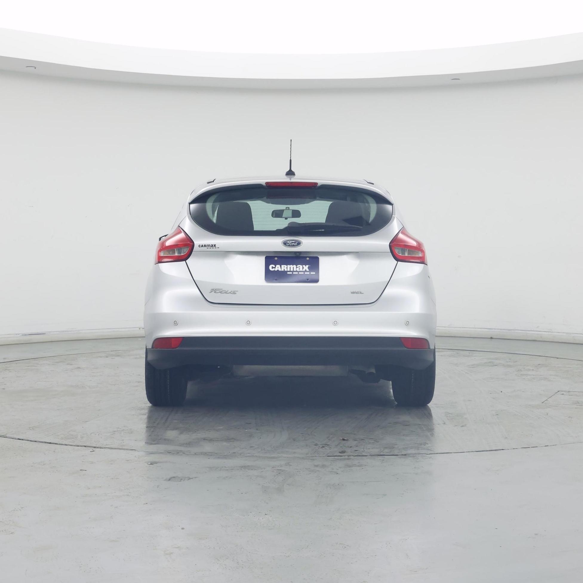 Thumbnail: 2017 Ford Focus - 6