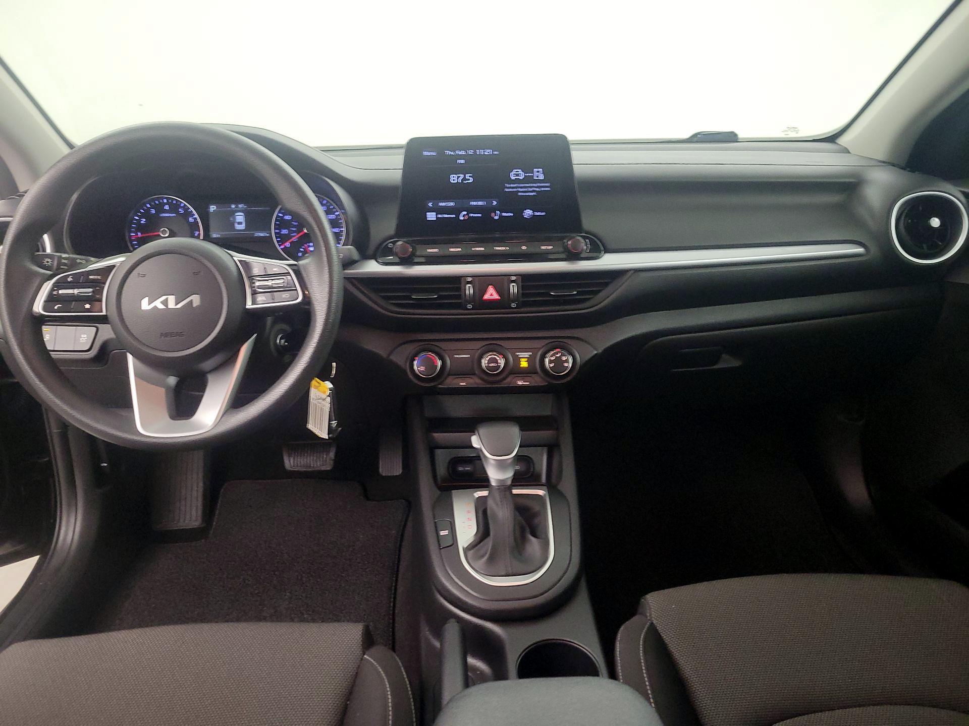 Thumbnail: 2024 Kia Forte - 9