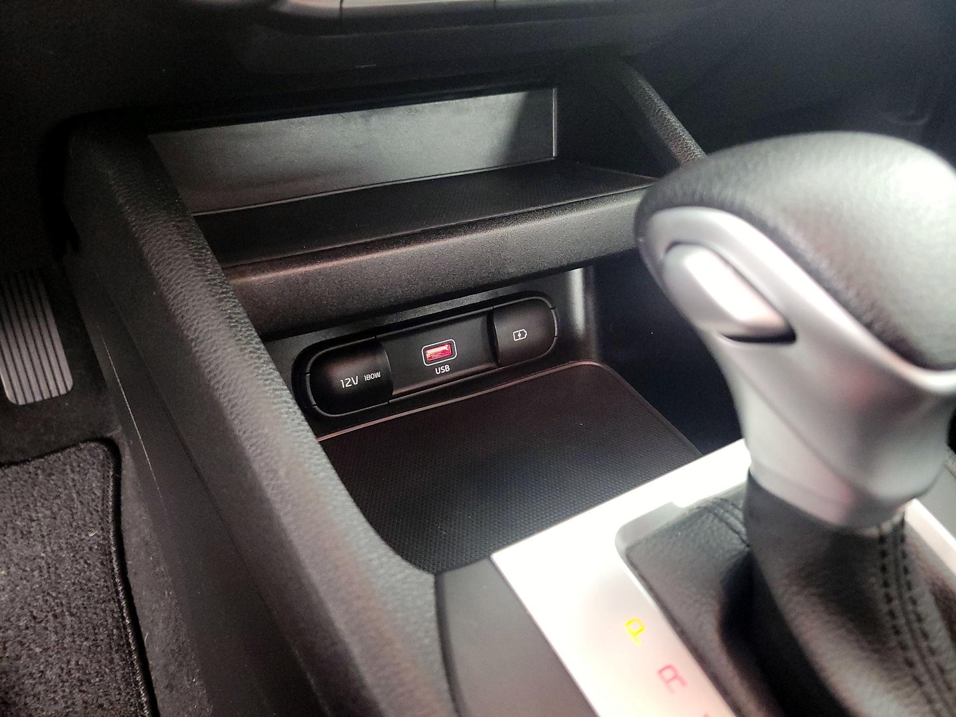 Thumbnail: 2024 Kia Forte - 18