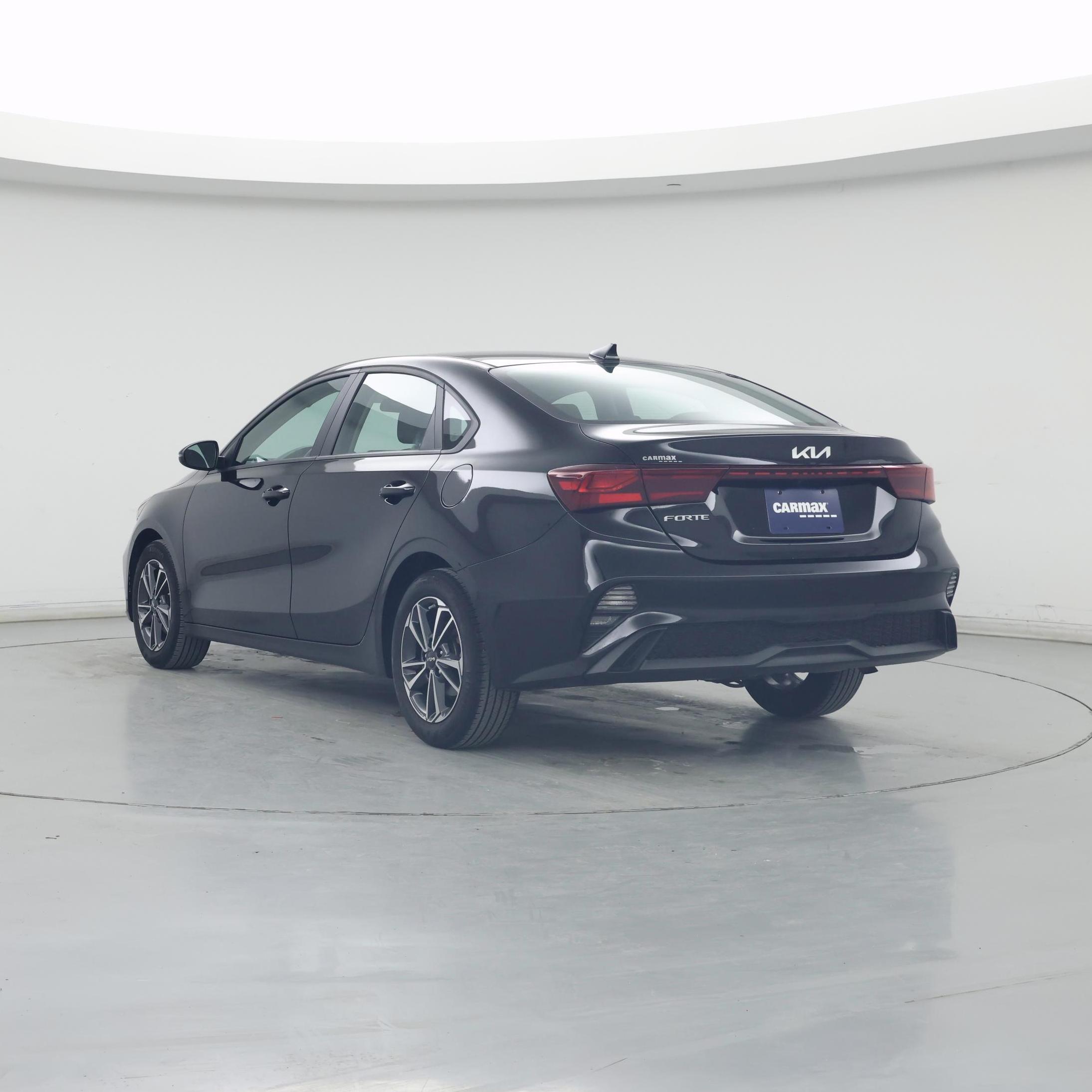 Thumbnail: 2024 Kia Forte - 2