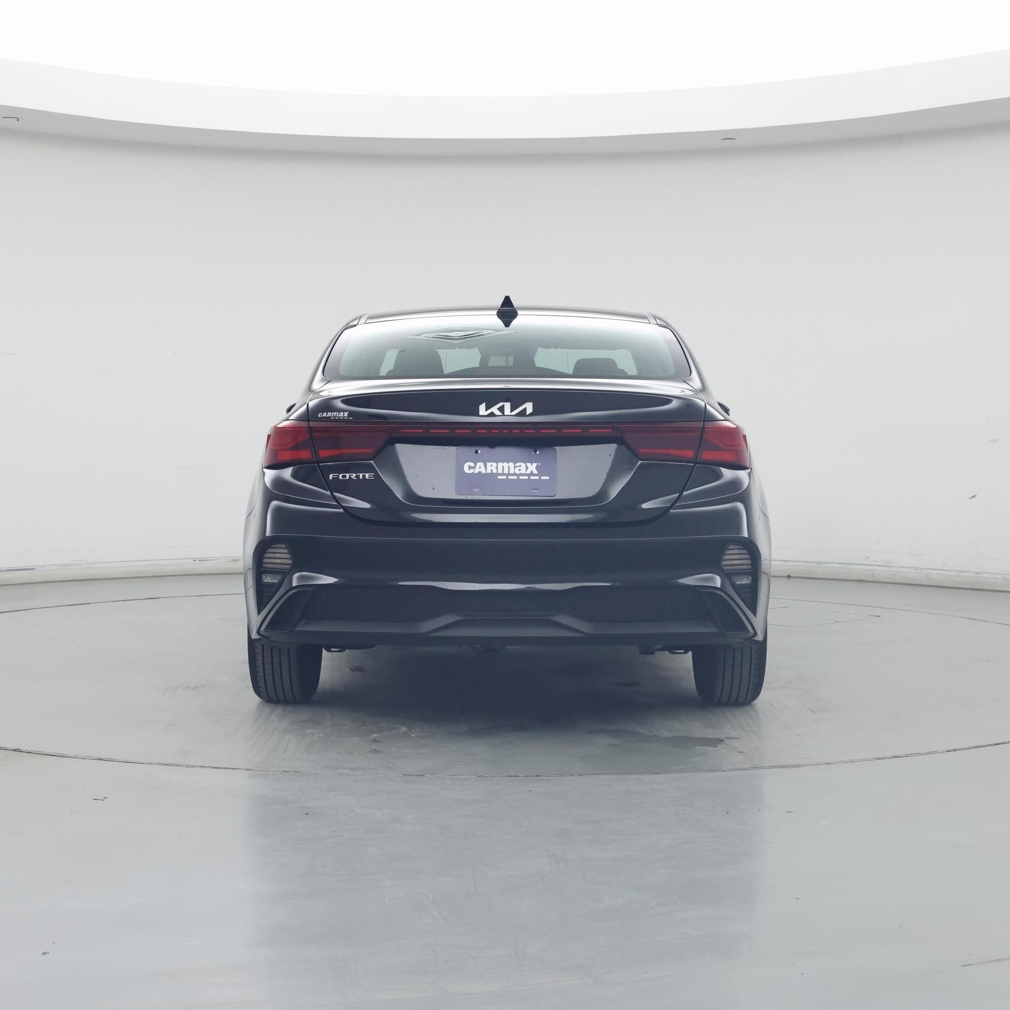 Thumbnail: 2024 Kia Forte - 6
