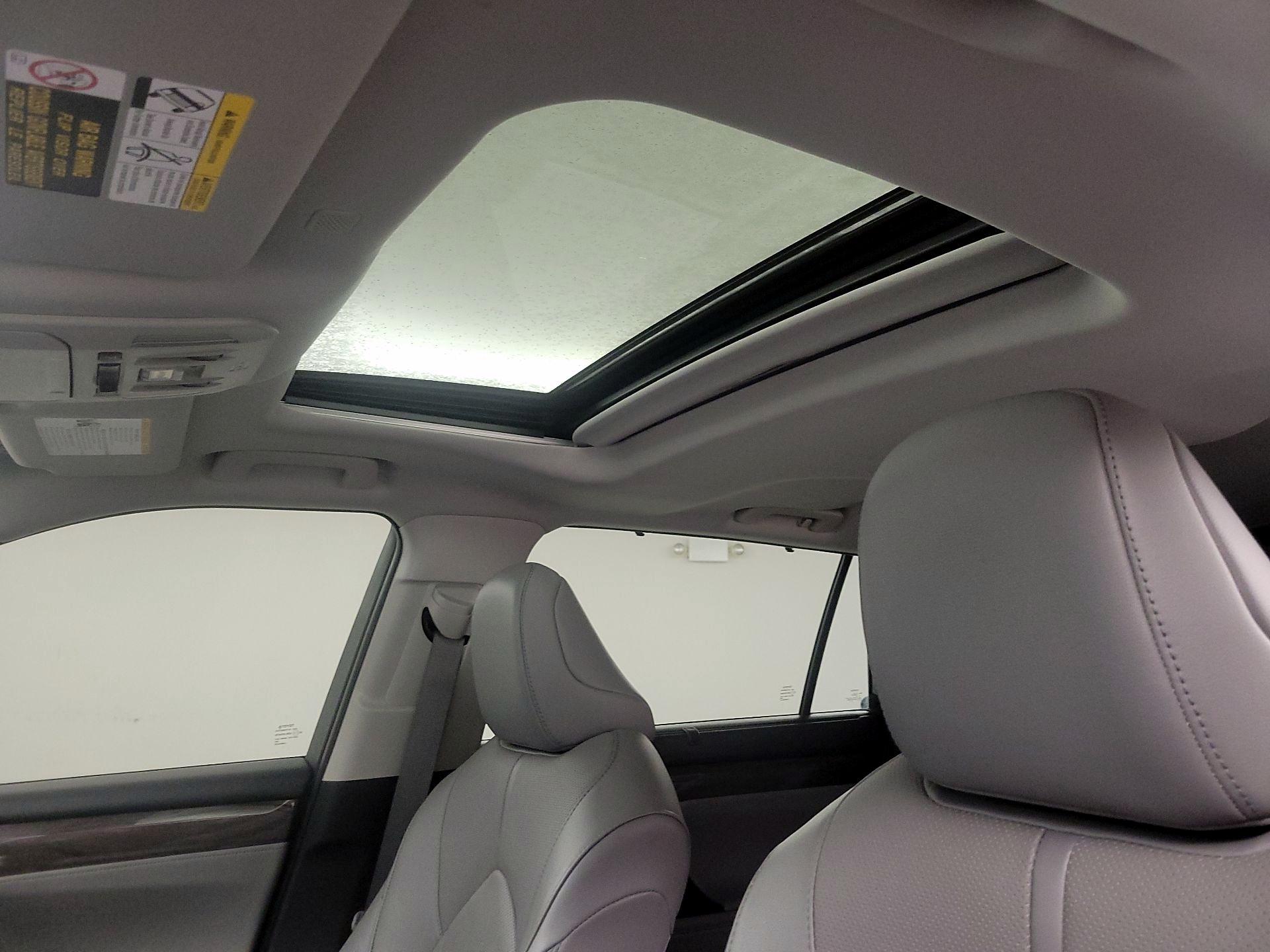 Thumbnail: 2022 Toyota Highlander - 20