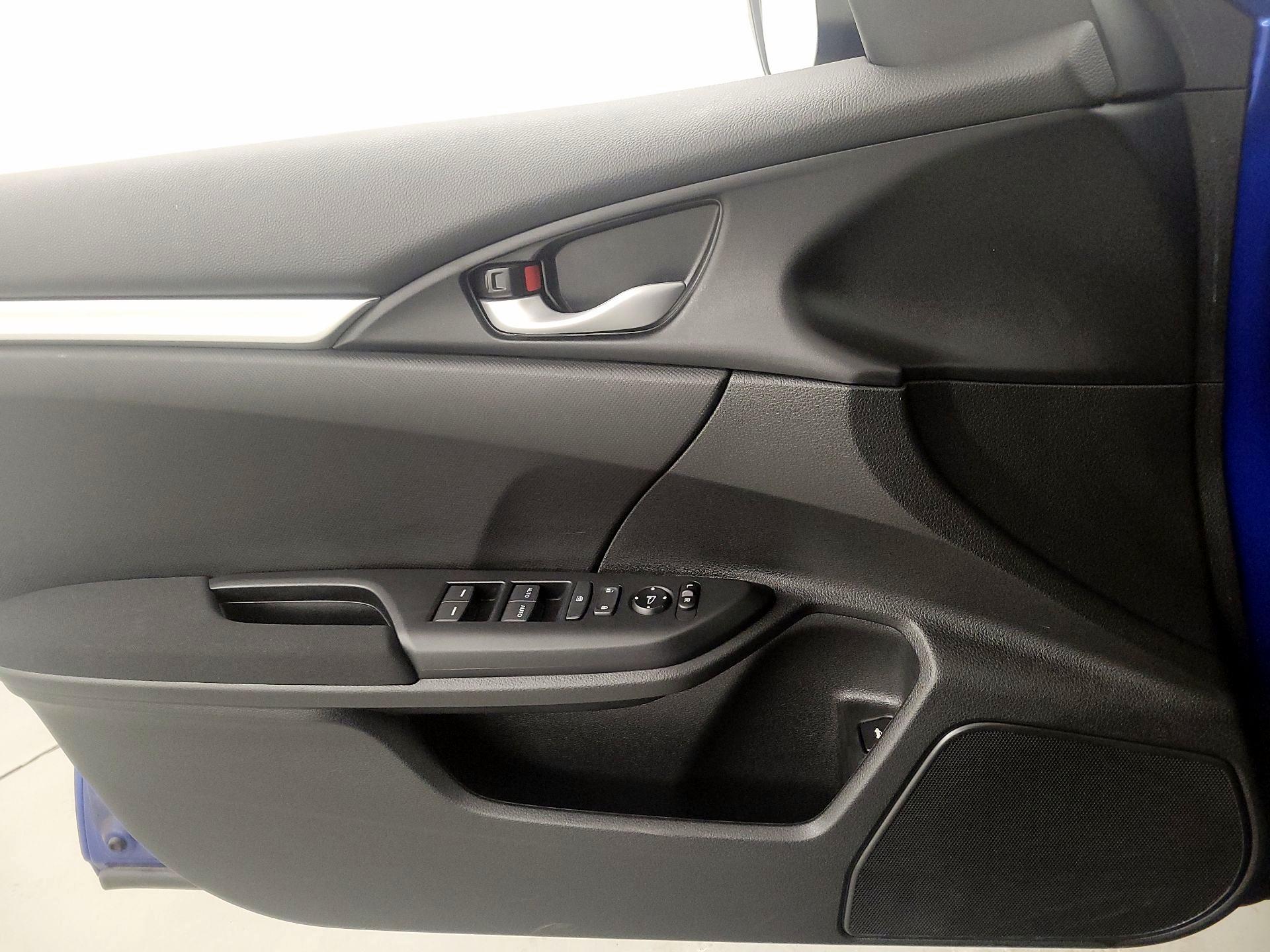 Thumbnail: 2019 Honda Civic - 12