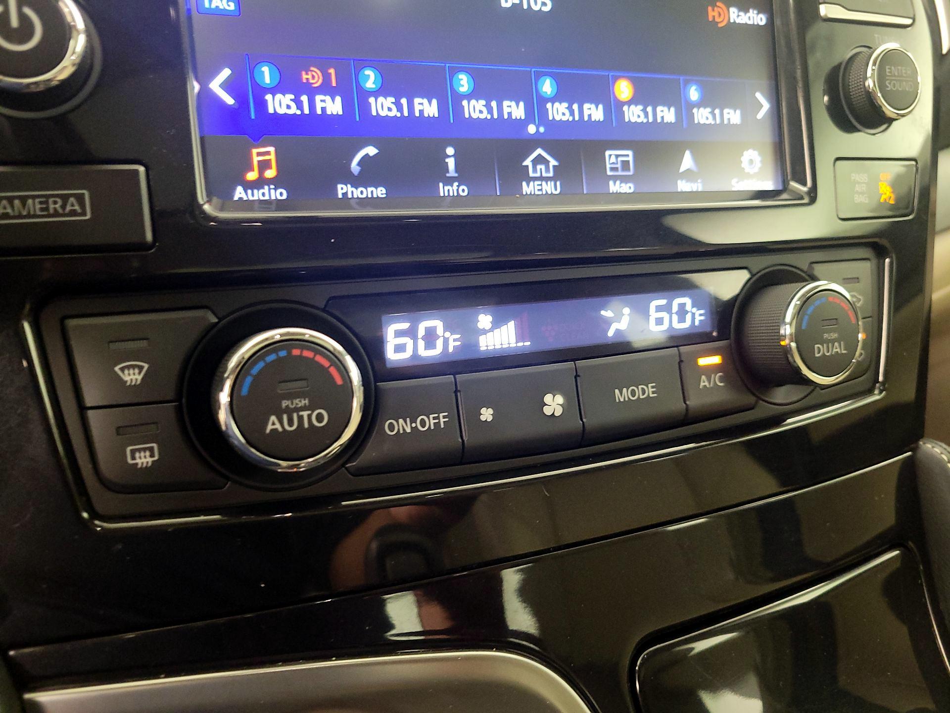 Thumbnail: 2017 Nissan Maxima - 17