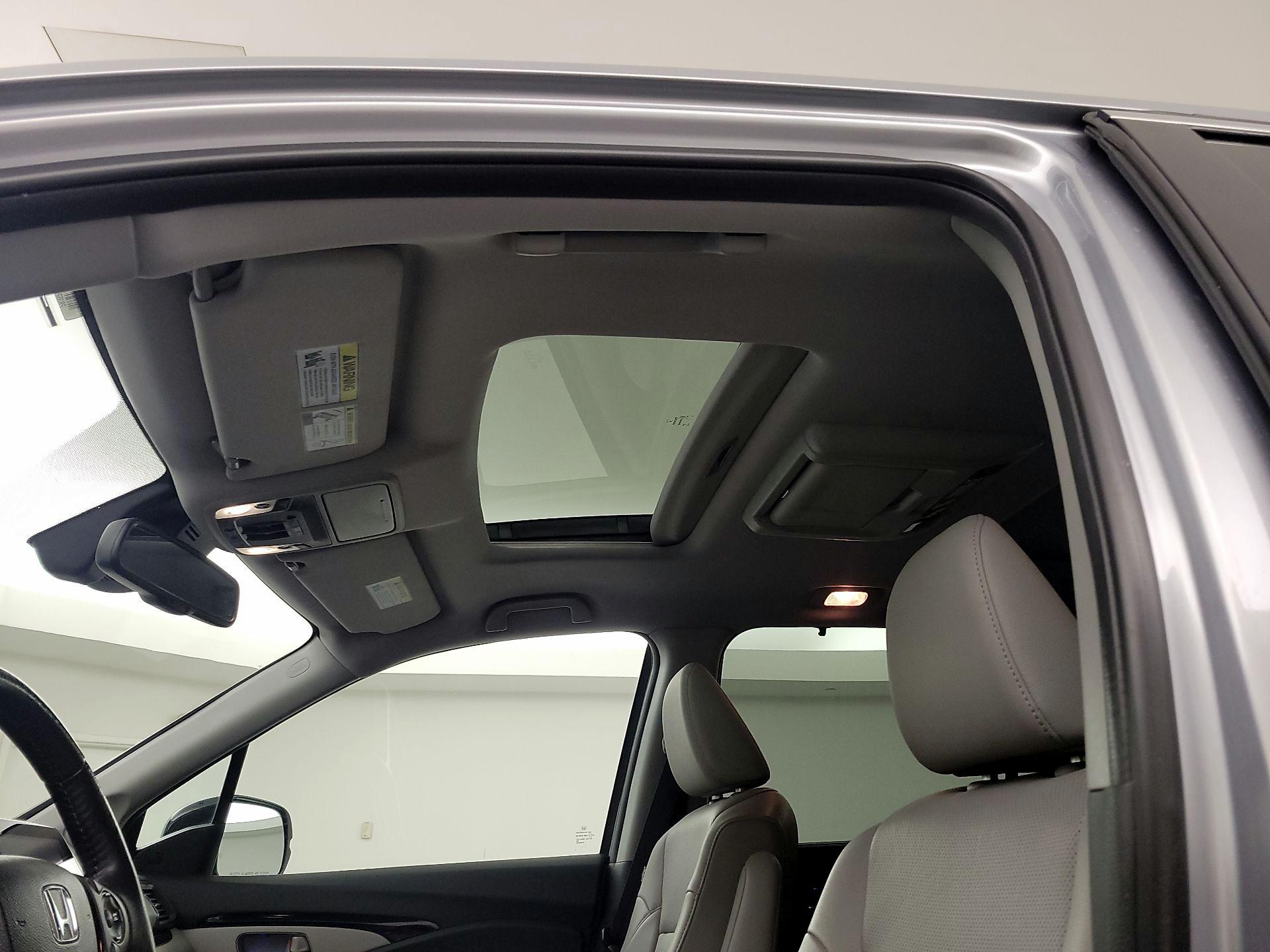 Thumbnail: 2016 Honda Pilot - 20