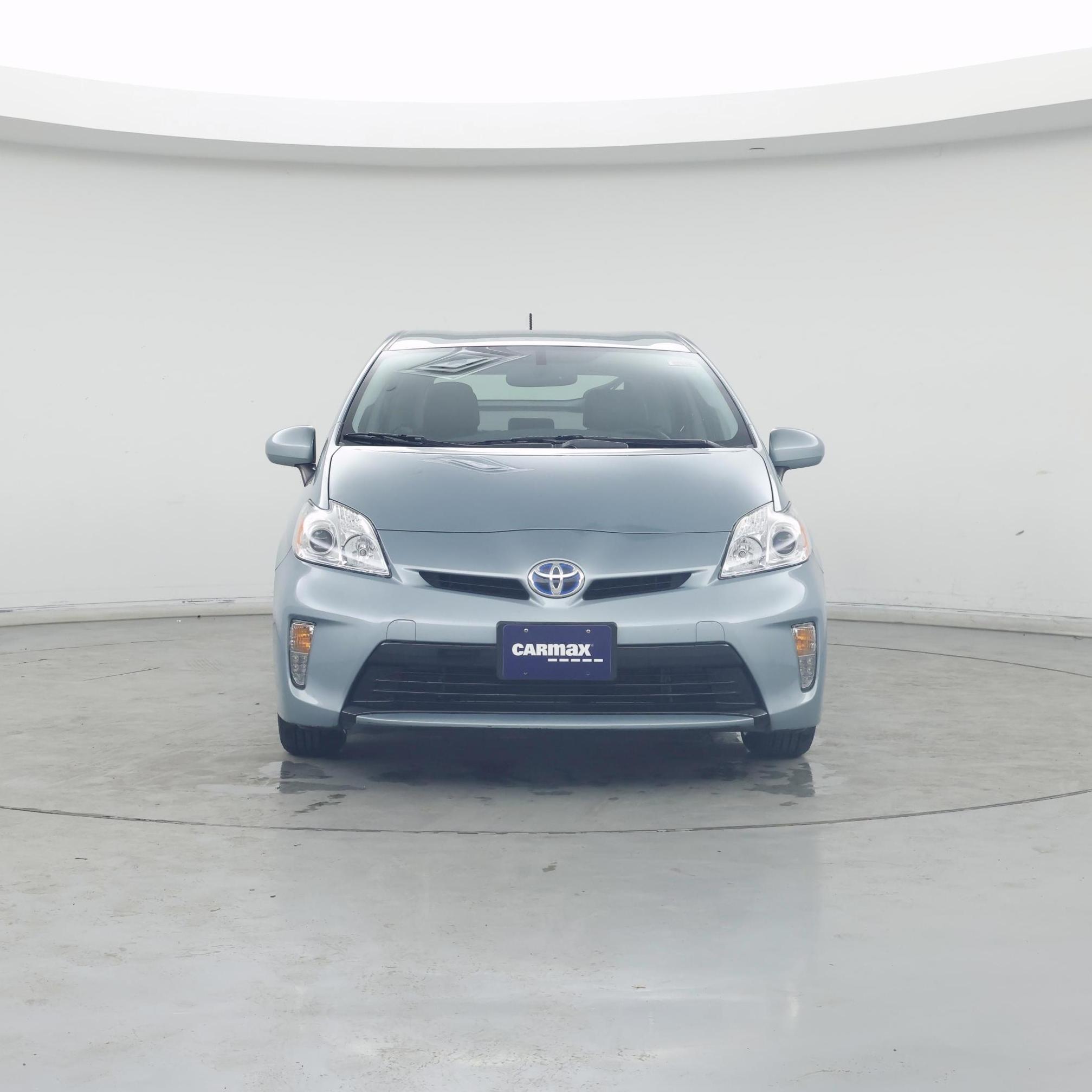 Thumbnail: 2015 Toyota Prius - 5