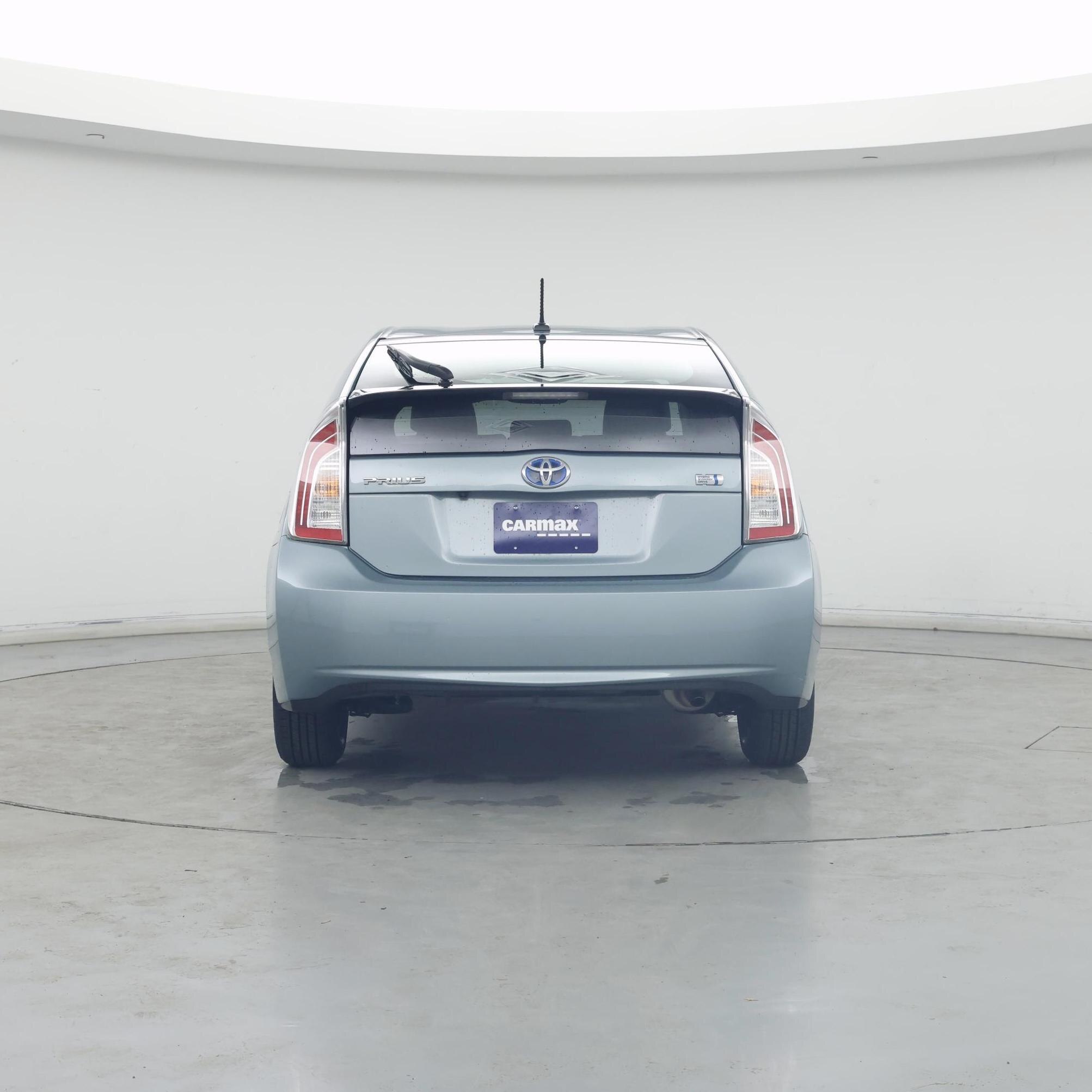 Thumbnail: 2015 Toyota Prius - 6