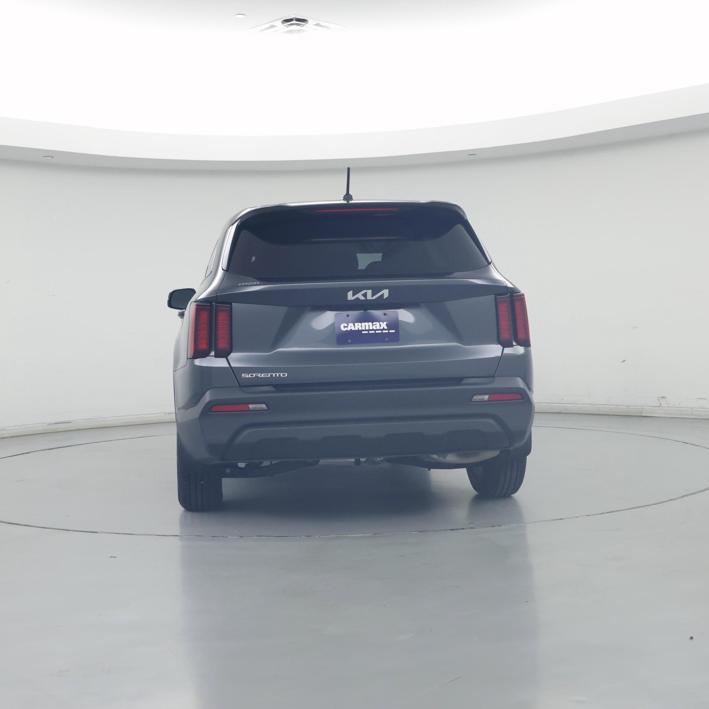 Thumbnail: 2023 Kia Sorento - 6