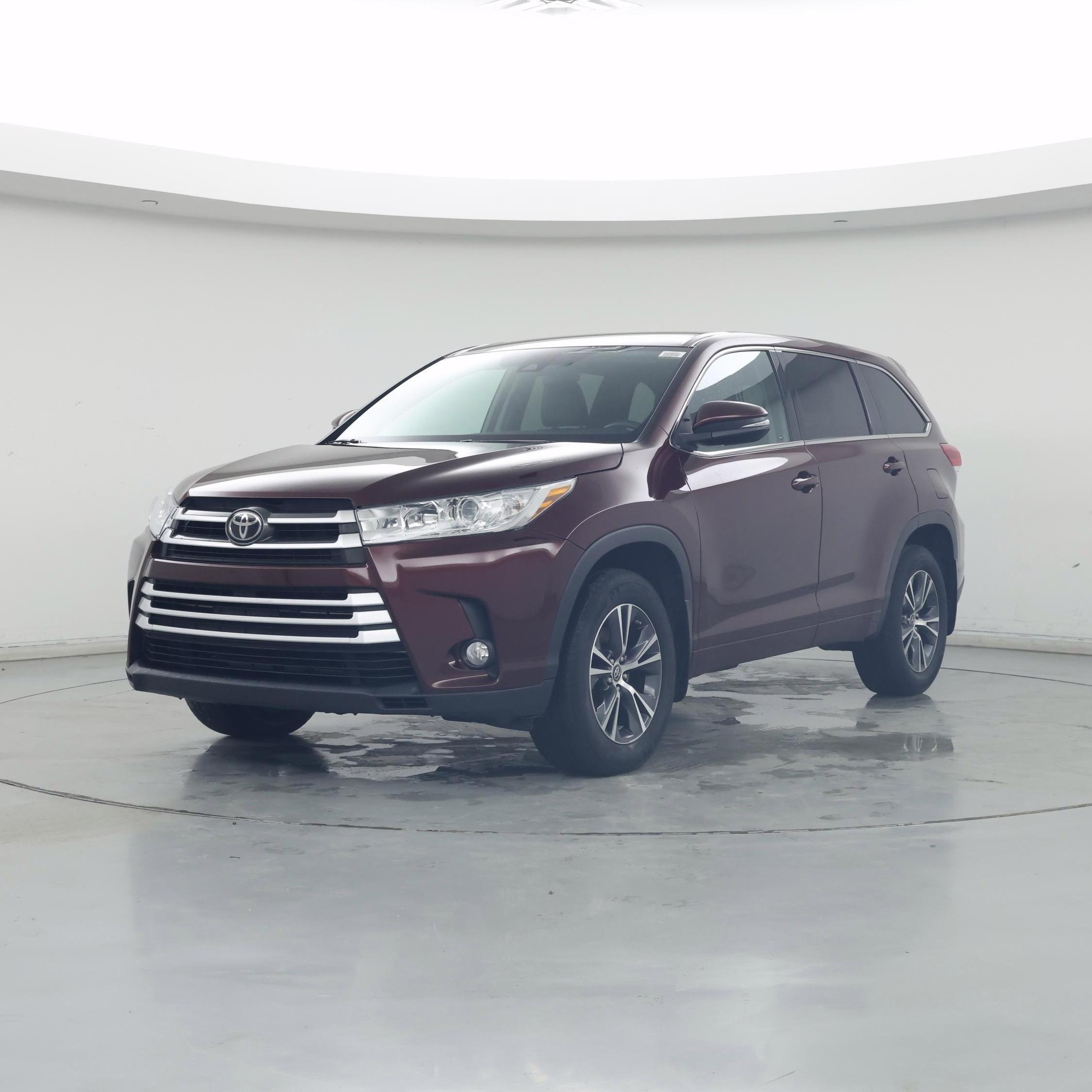 Thumbnail: 2017 Toyota Highlander - 4