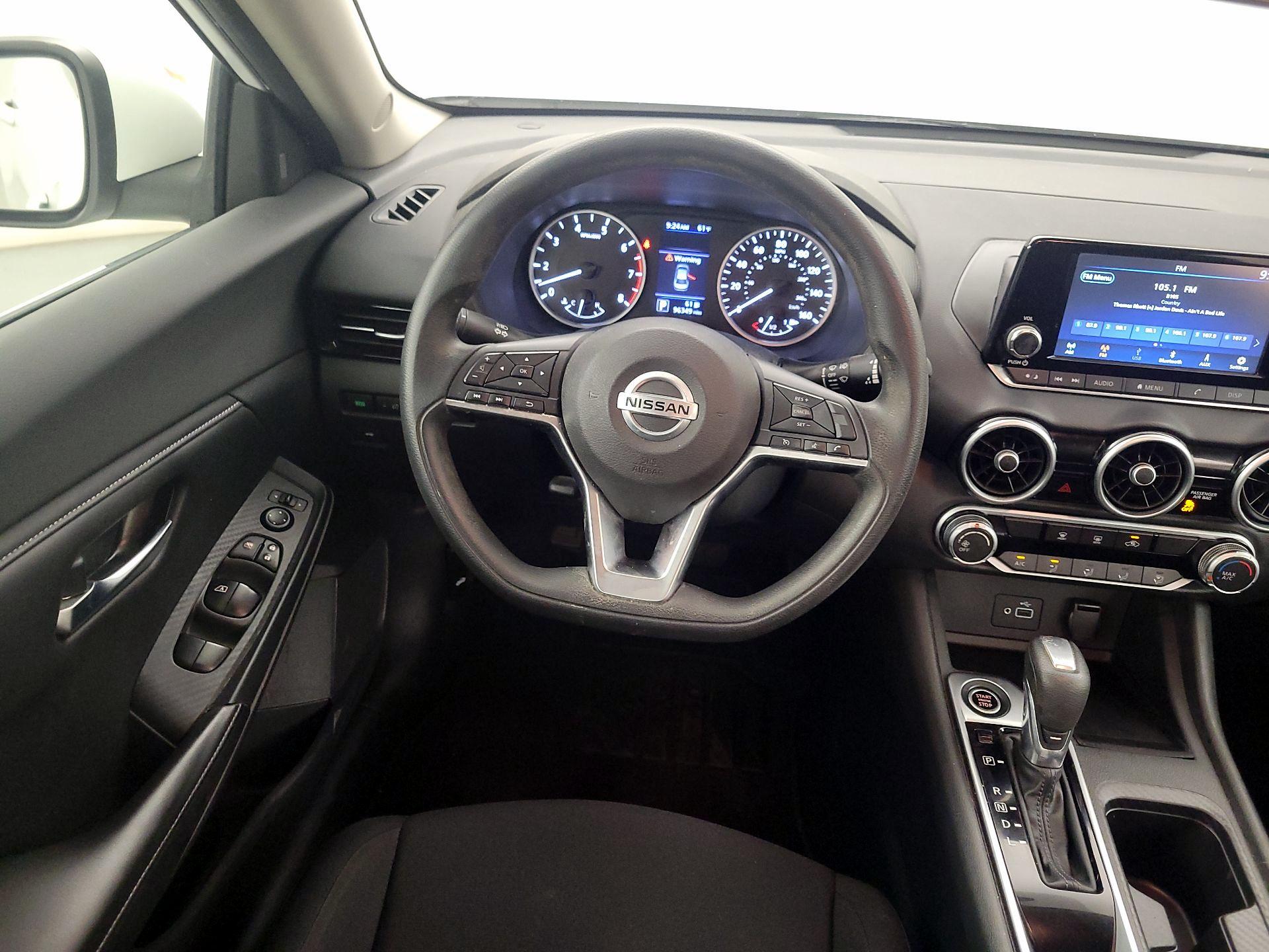 Thumbnail: 2020 Nissan Sentra - 10