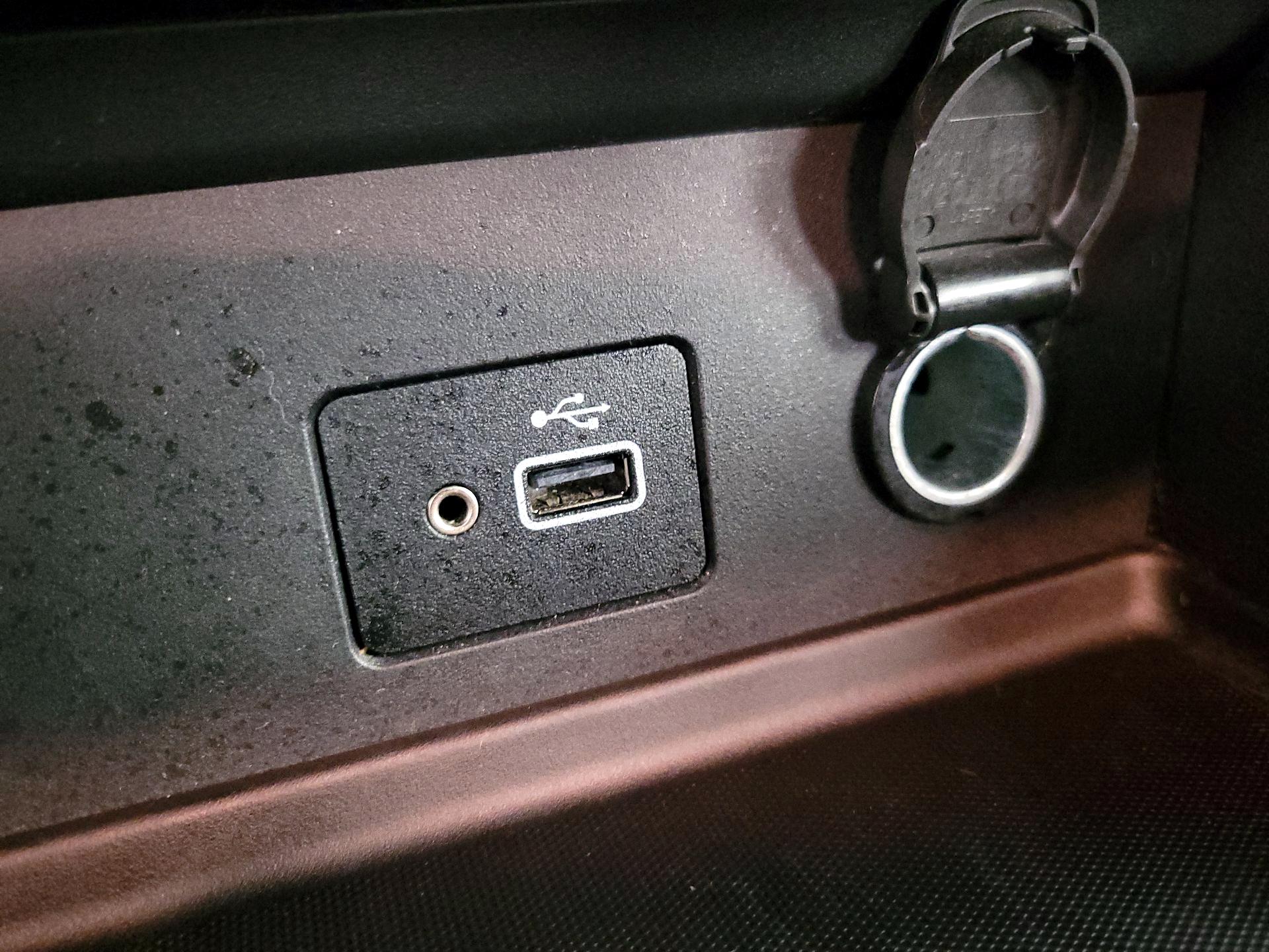 Thumbnail: 2020 Nissan Sentra - 18