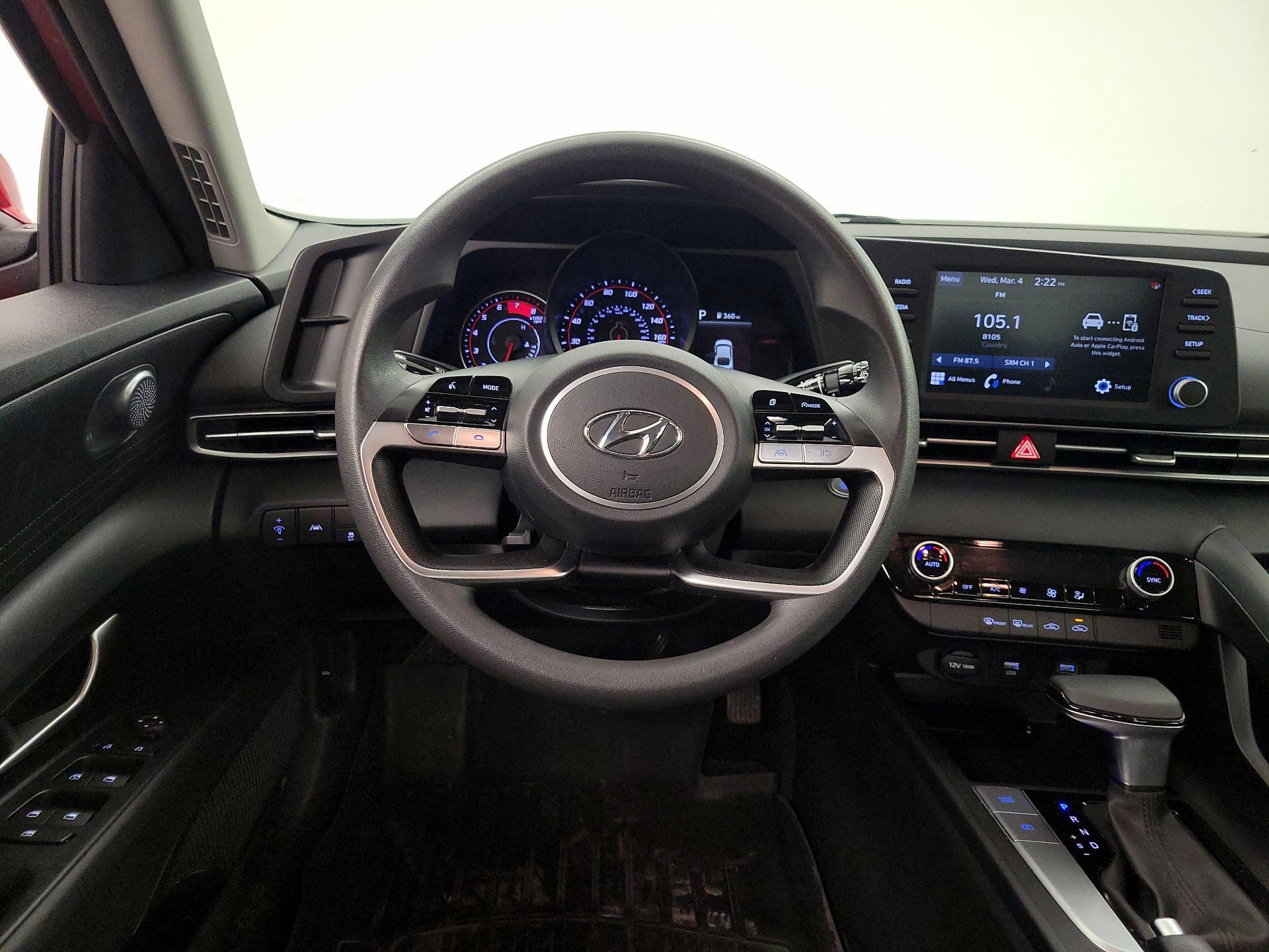 Thumbnail: 2022 Hyundai Elantra - 10