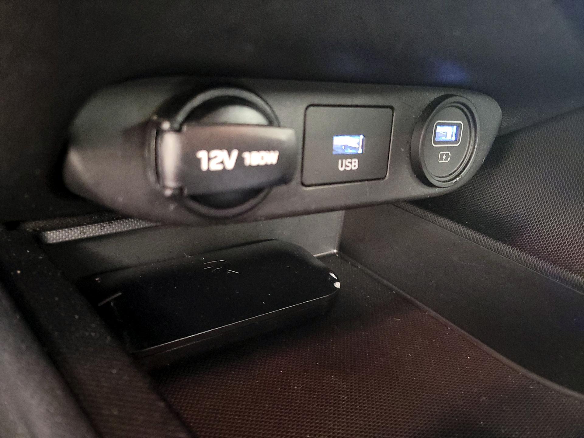 Thumbnail: 2022 Hyundai Elantra - 18