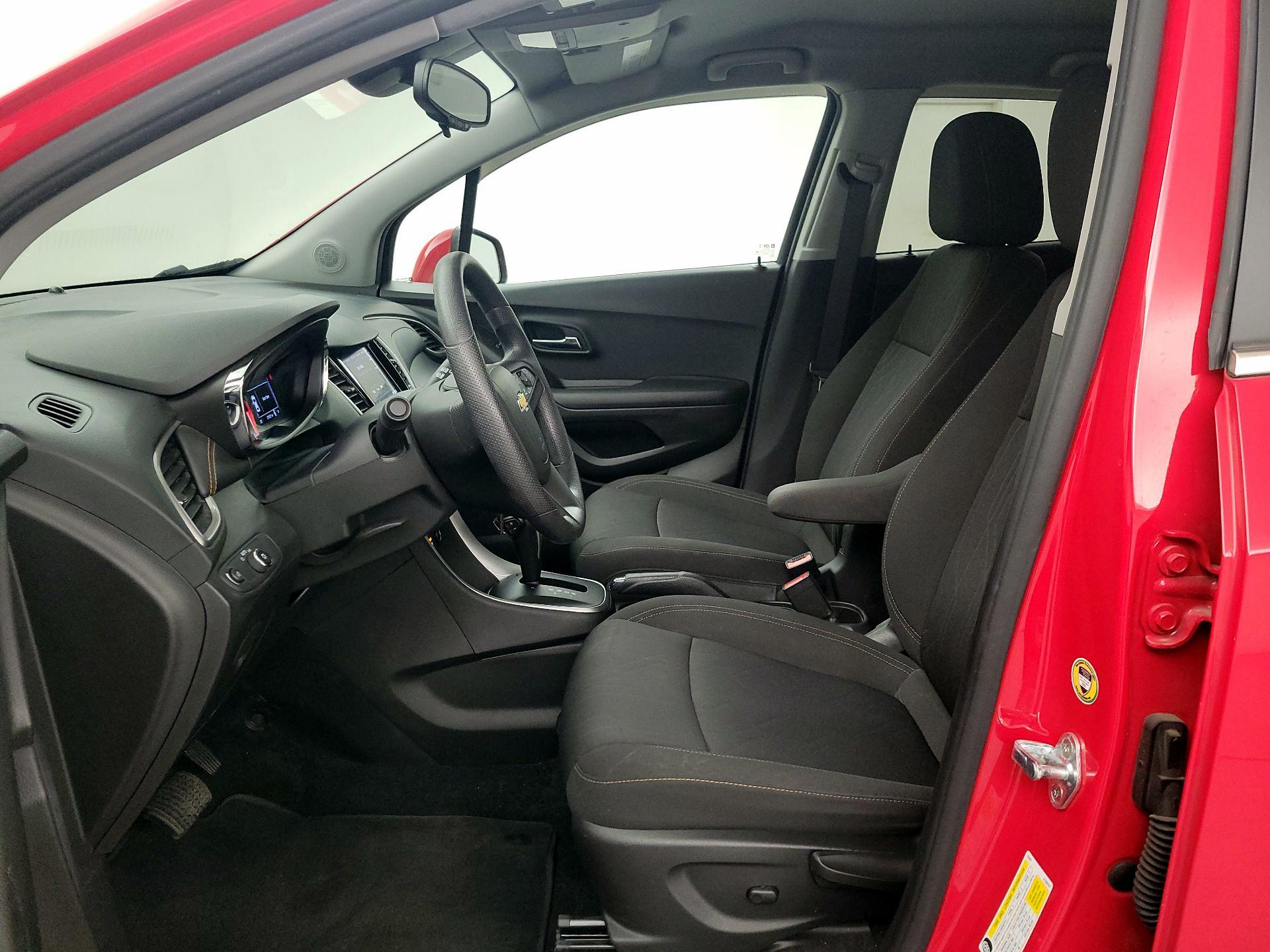 Thumbnail: 2020 Chevrolet Trax - 11