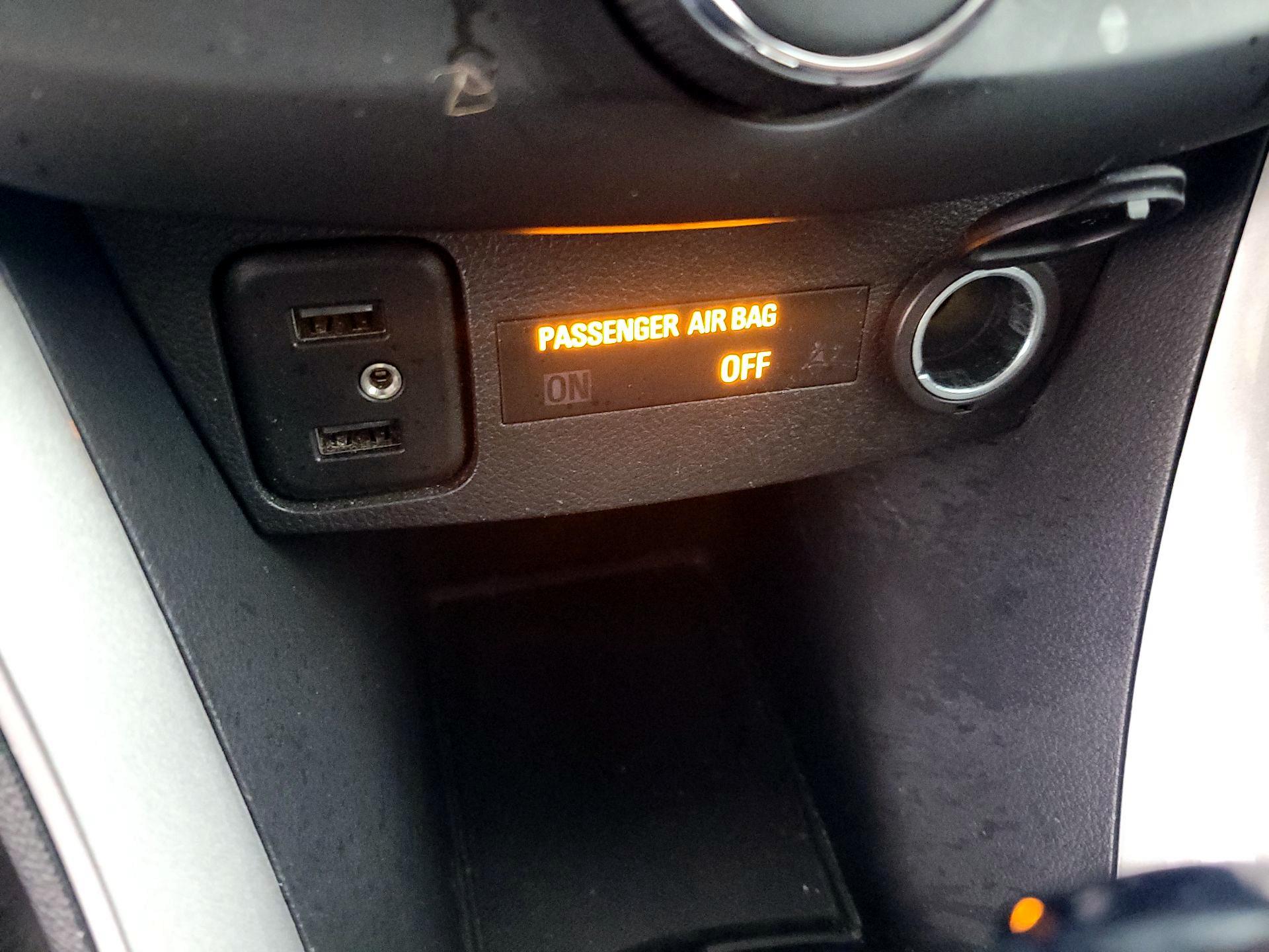 Thumbnail: 2020 Chevrolet Trax - 18