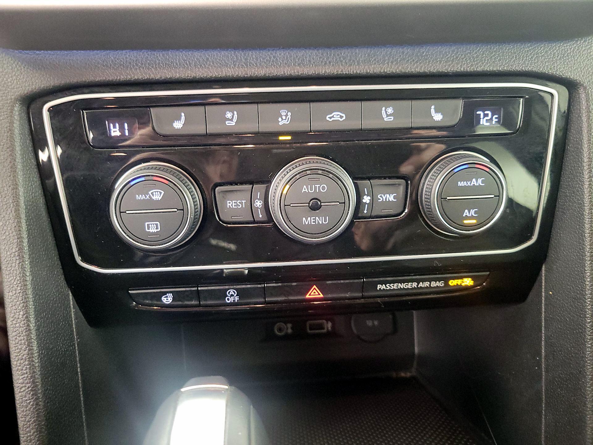 Thumbnail: 2019 Volkswagen Atlas - 17