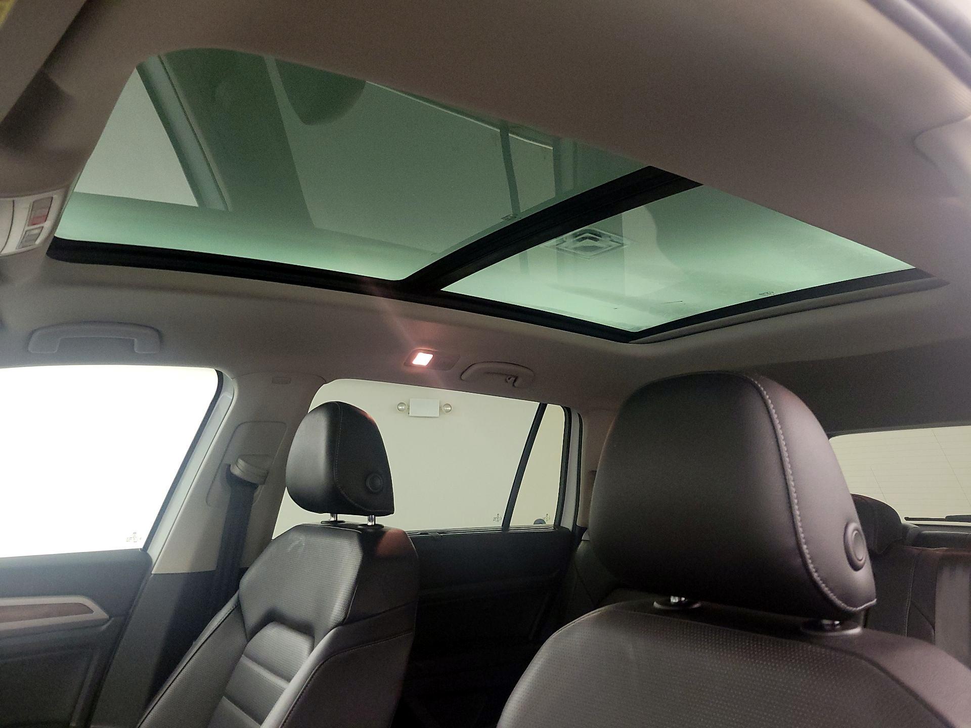 Thumbnail: 2019 Volkswagen Atlas - 20