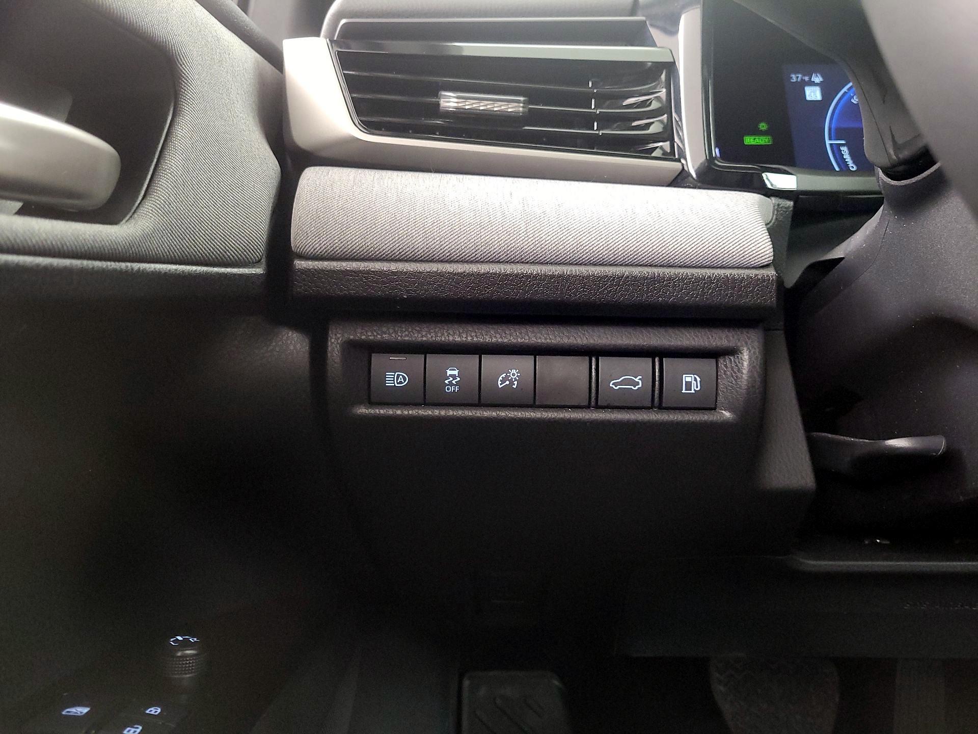 Thumbnail: 2025 Toyota Camry - 13