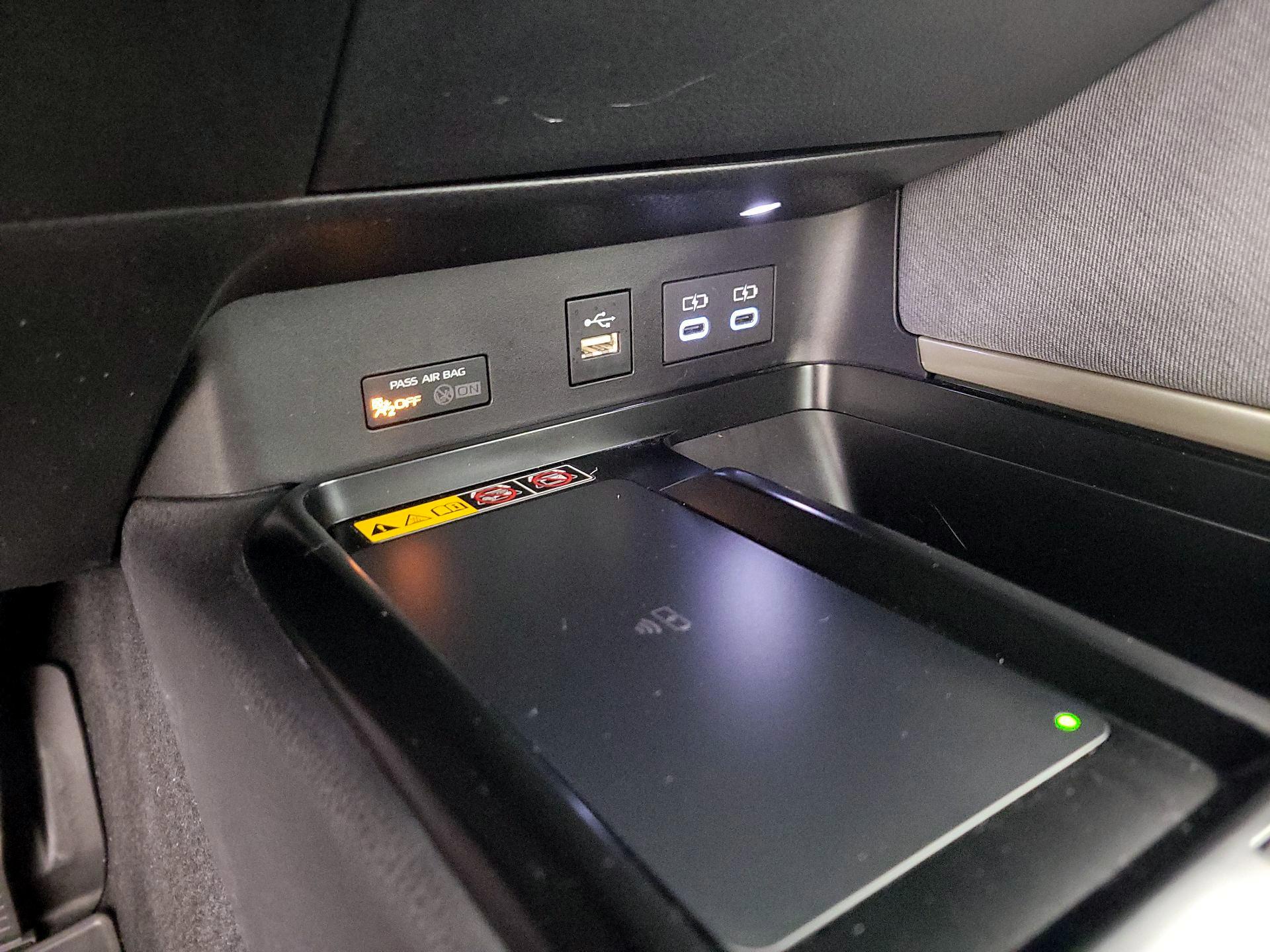 Thumbnail: 2025 Toyota Camry - 18