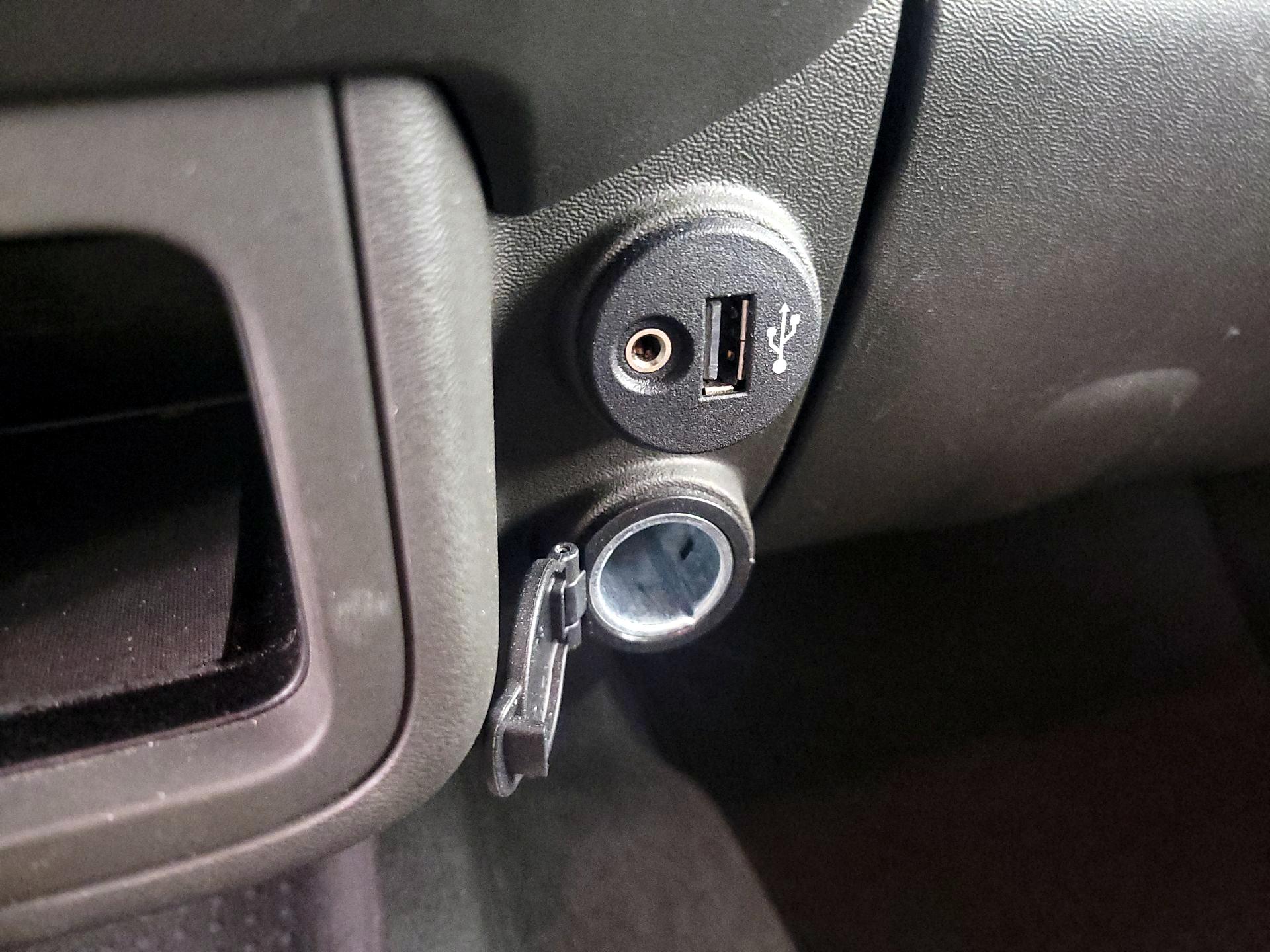 Thumbnail: 2019 Nissan Frontier - 18