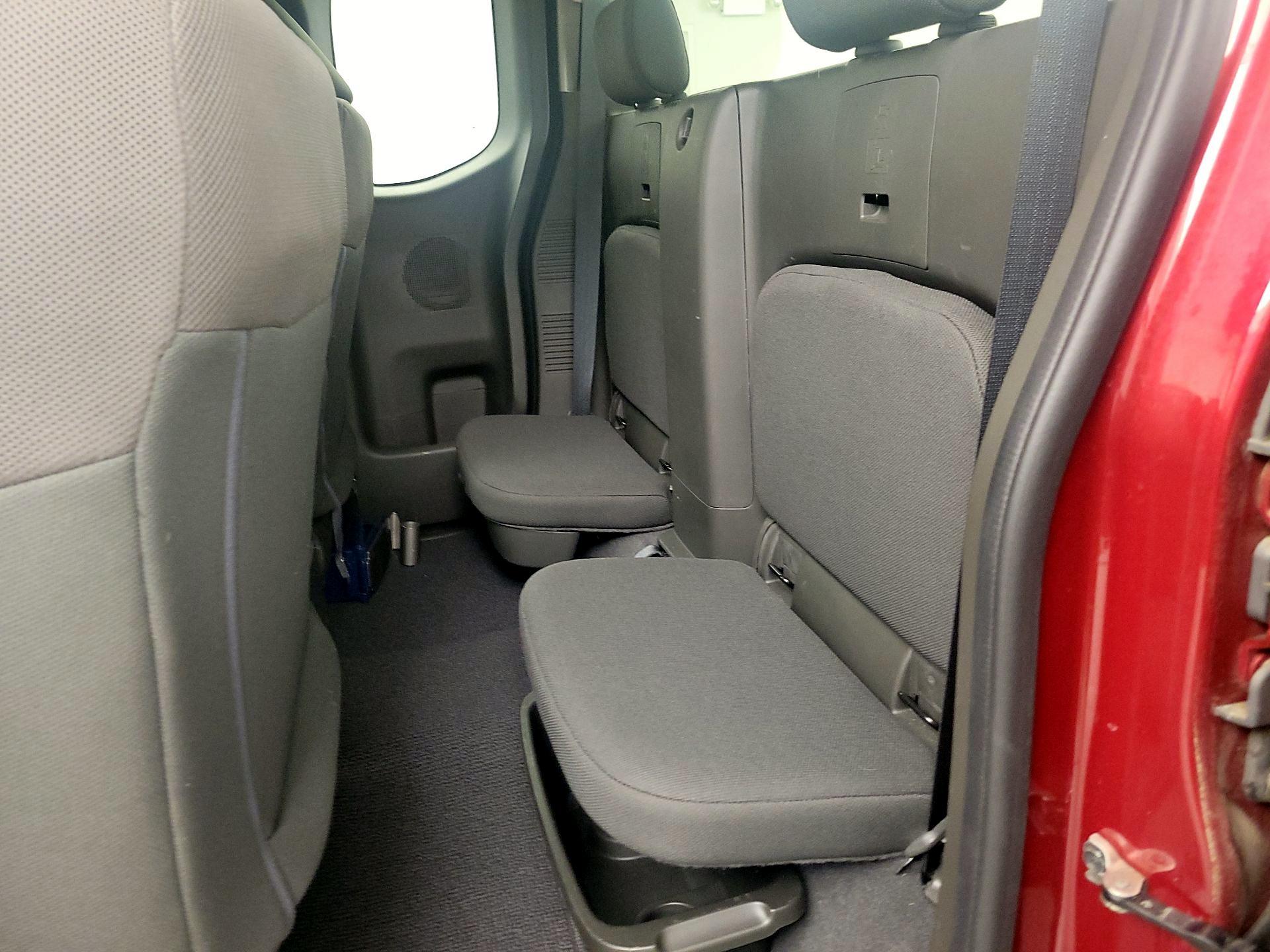 Thumbnail: 2019 Nissan Frontier - 19