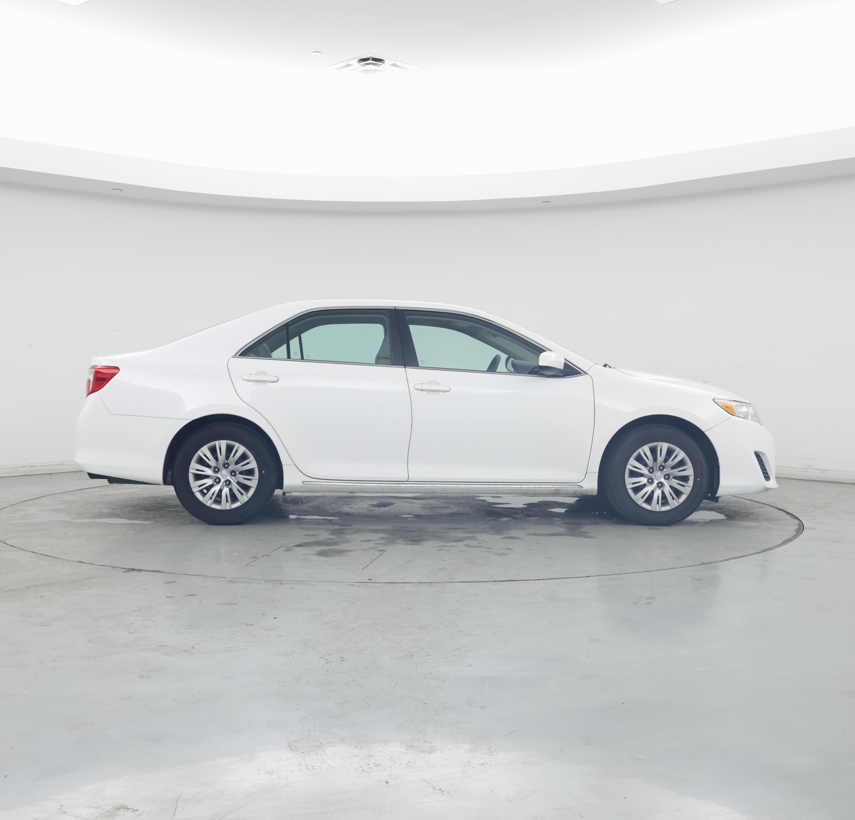 Thumbnail: 2014 Toyota Camry - 7