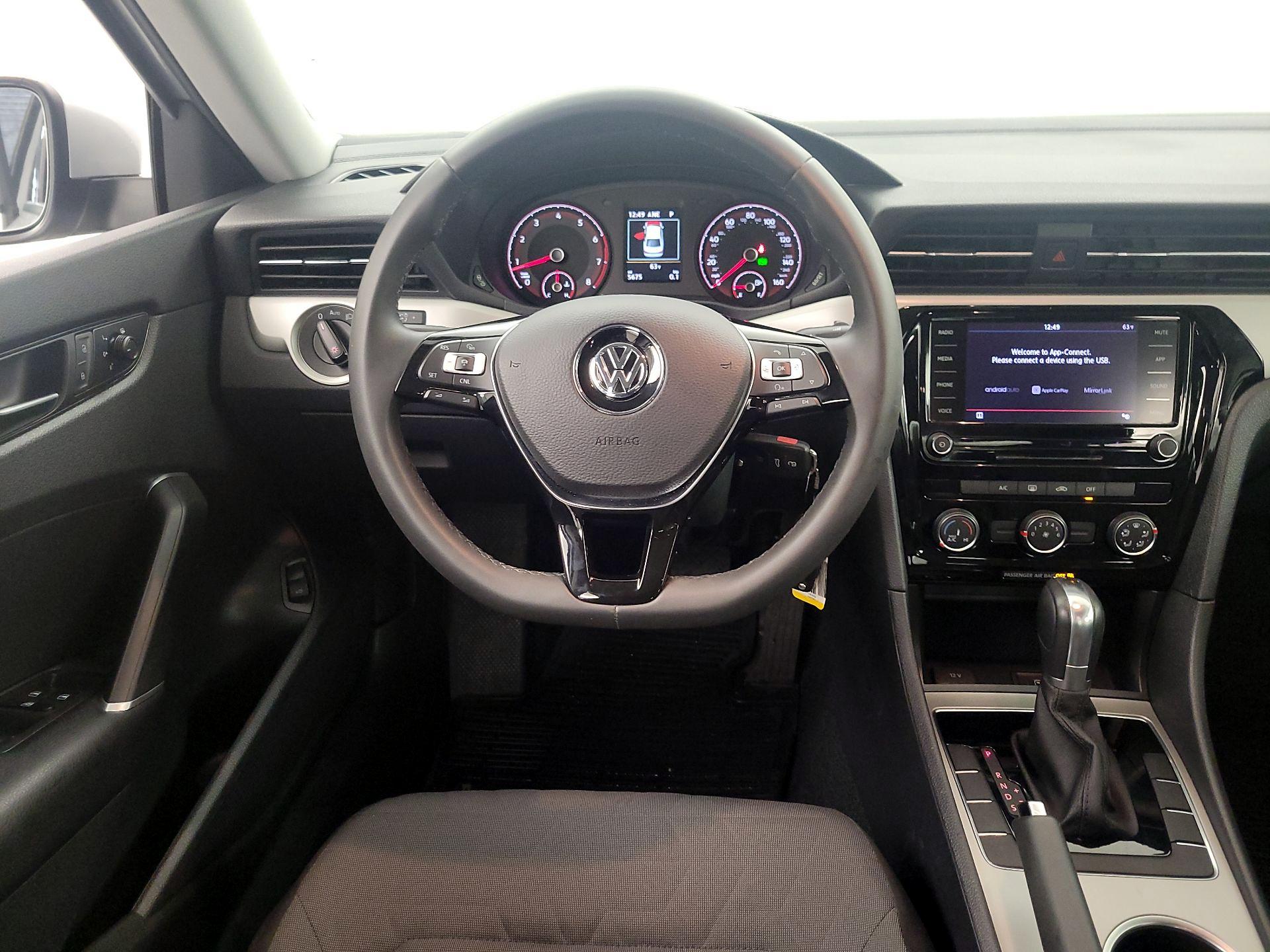 Thumbnail: 2021 Volkswagen Passat - 10