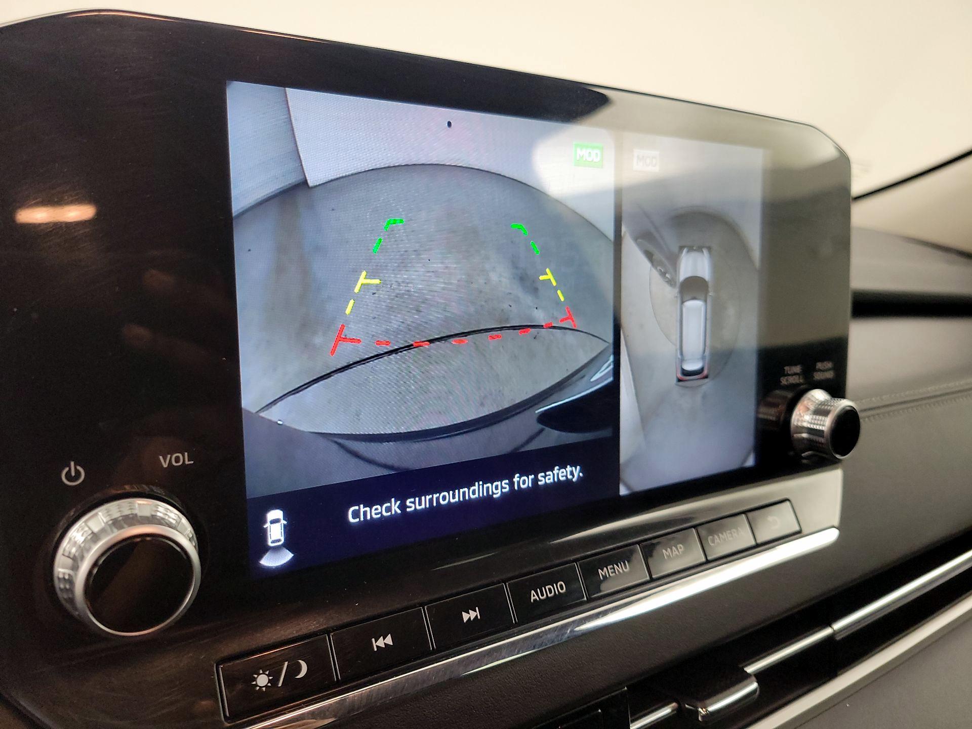 Thumbnail: 2022 Mitsubishi Outlander - 15