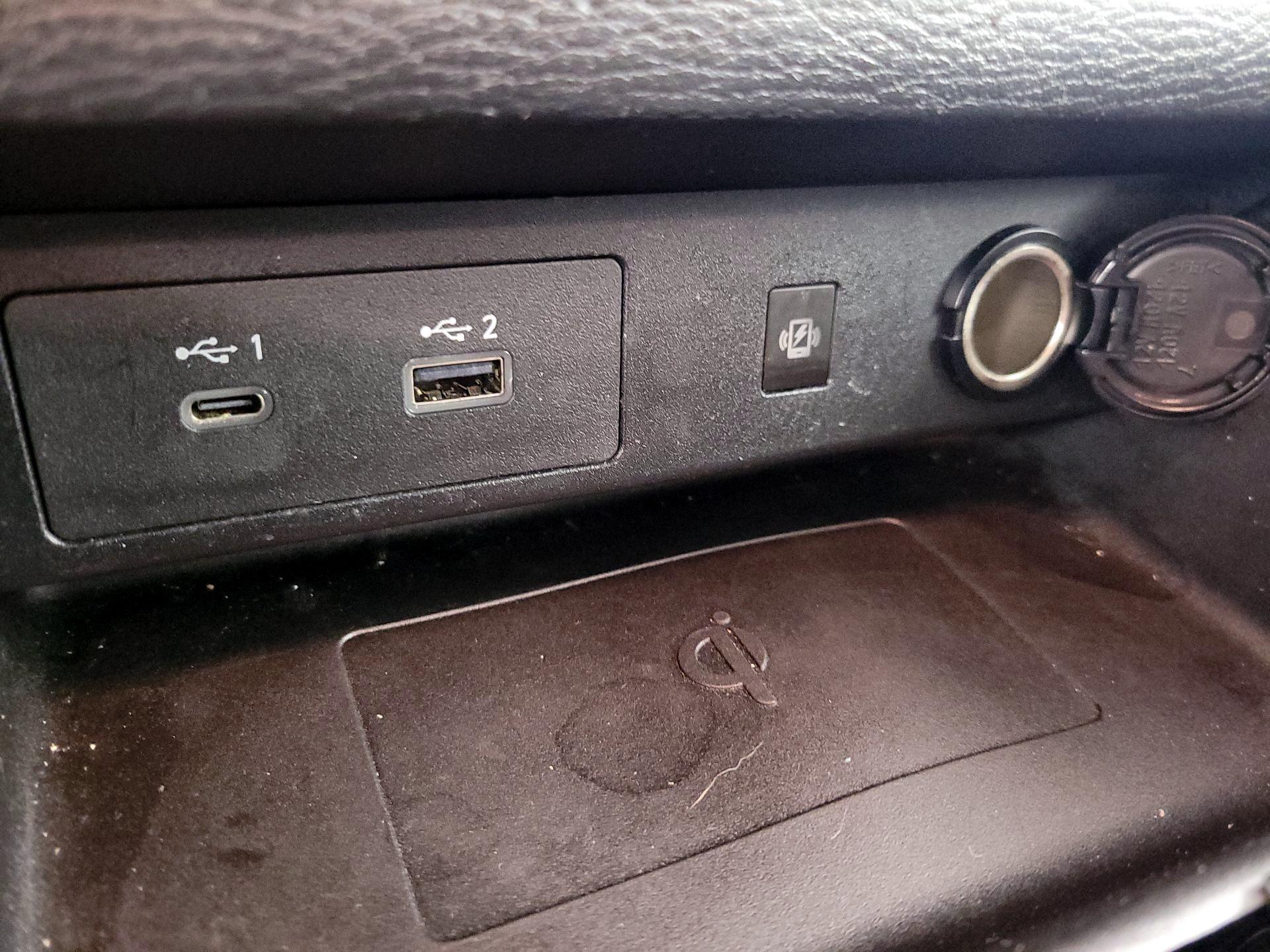 Thumbnail: 2022 Mitsubishi Outlander - 19