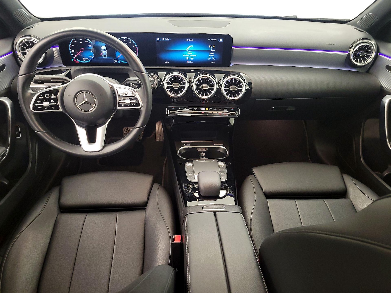 2022 Mercedes-Benz A-Class A220 - Photo 10