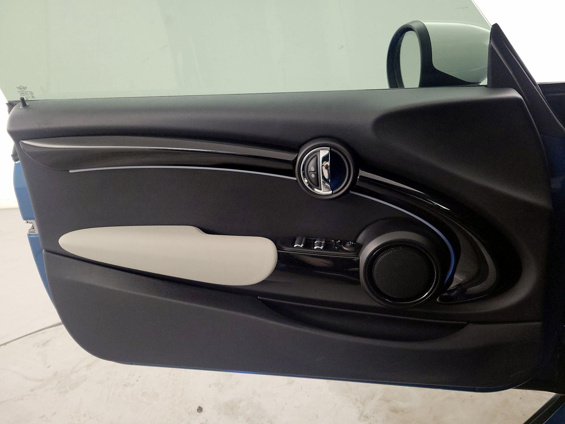 Thumbnail: 2023 MINI Cooper - 12