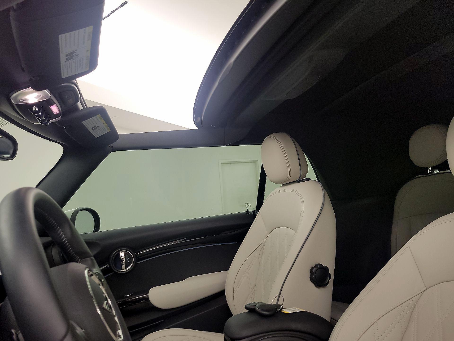 Thumbnail: 2023 MINI Cooper - 19