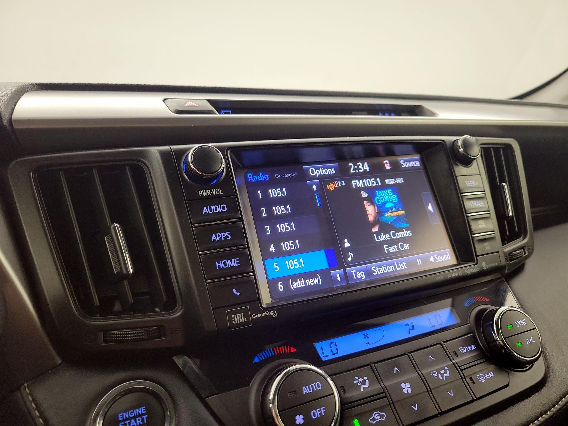 Thumbnail: 2018 Toyota RAV4 - 15