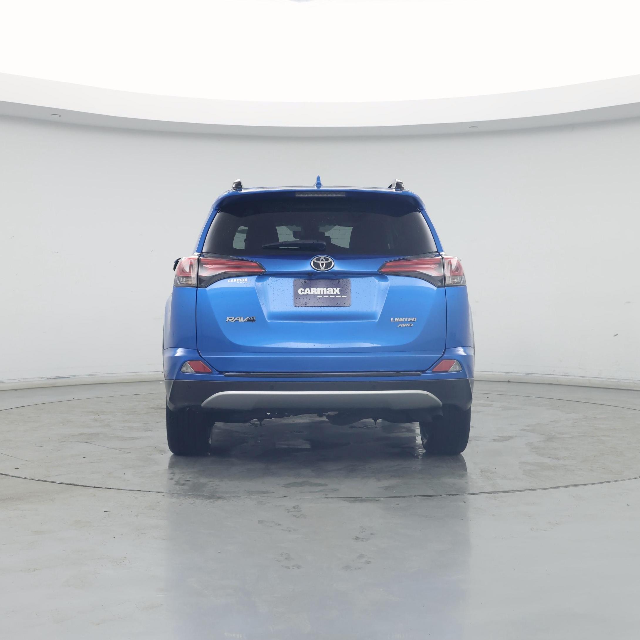 Thumbnail: 2018 Toyota RAV4 - 6