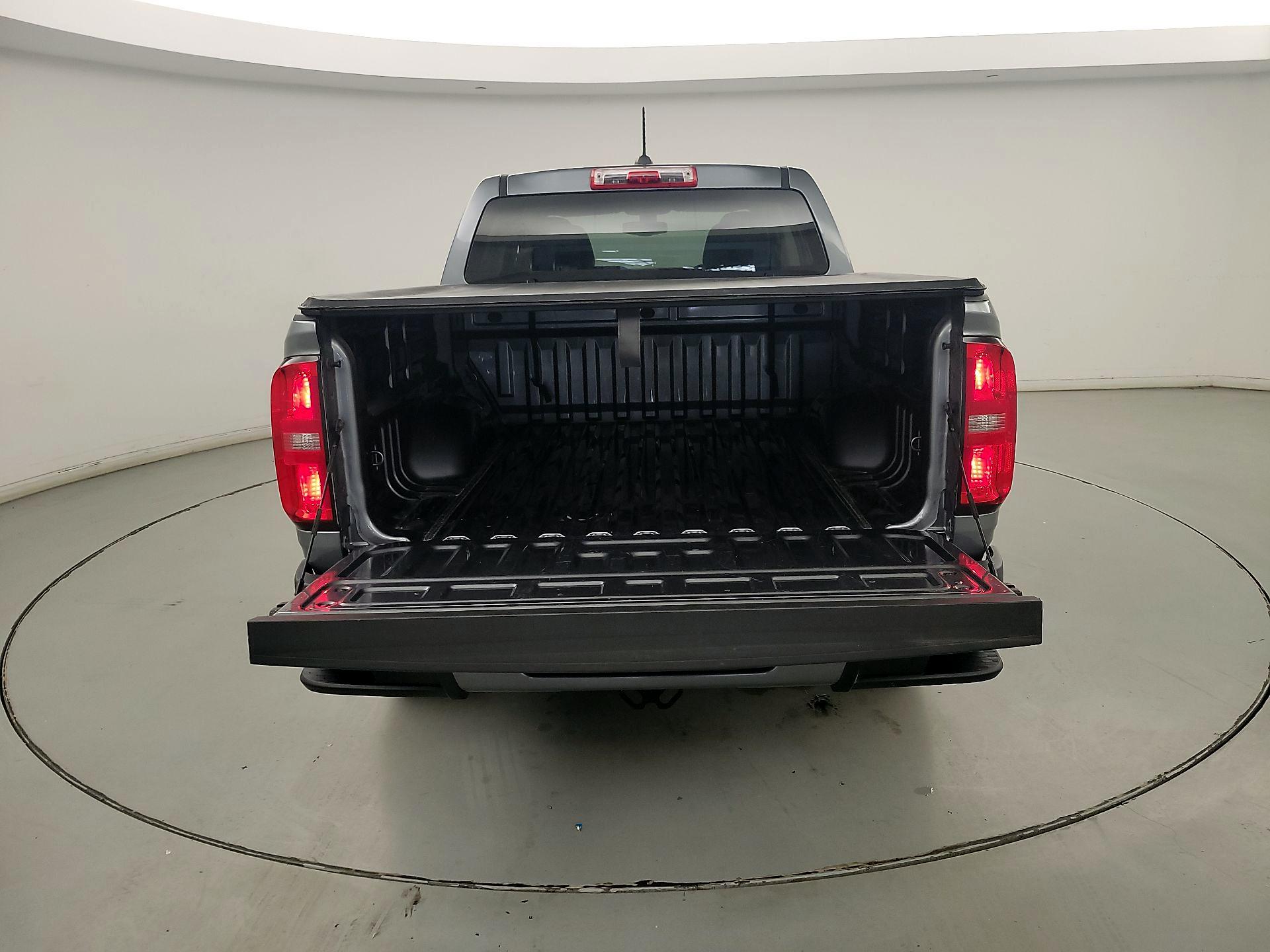 Thumbnail: 2021 Chevrolet Colorado - 20