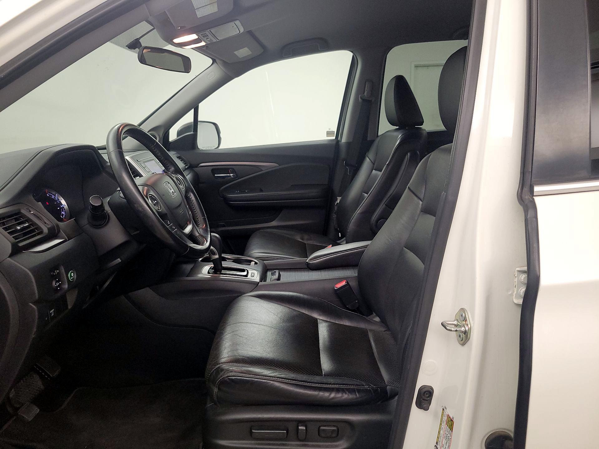 Thumbnail: 2017 Honda Ridgeline - 11