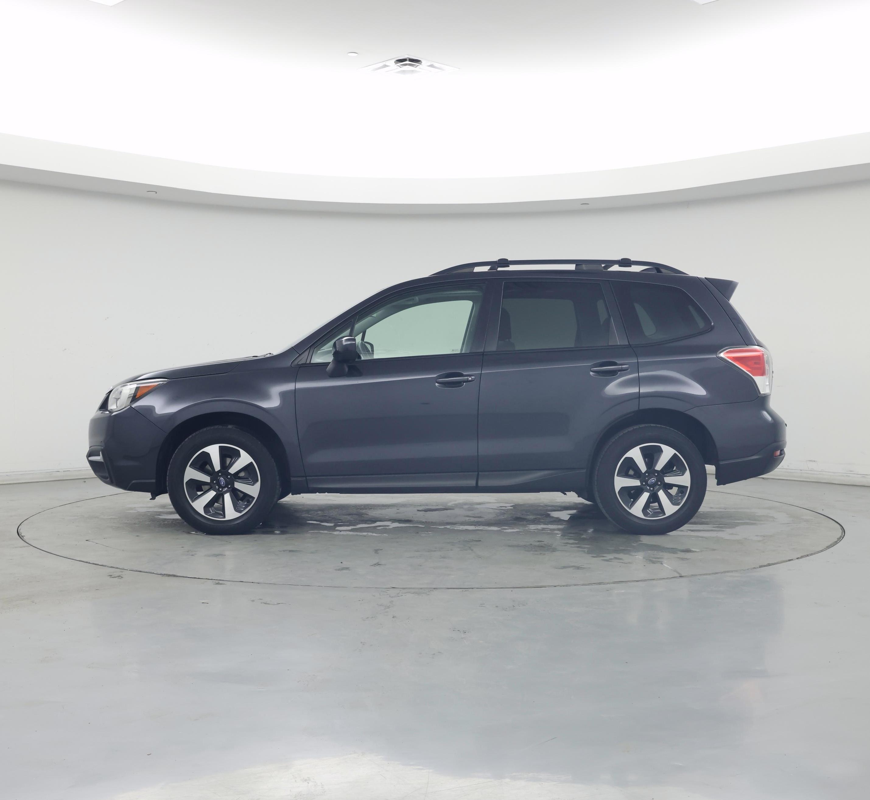 Thumbnail: 2018 Subaru Forester - 3