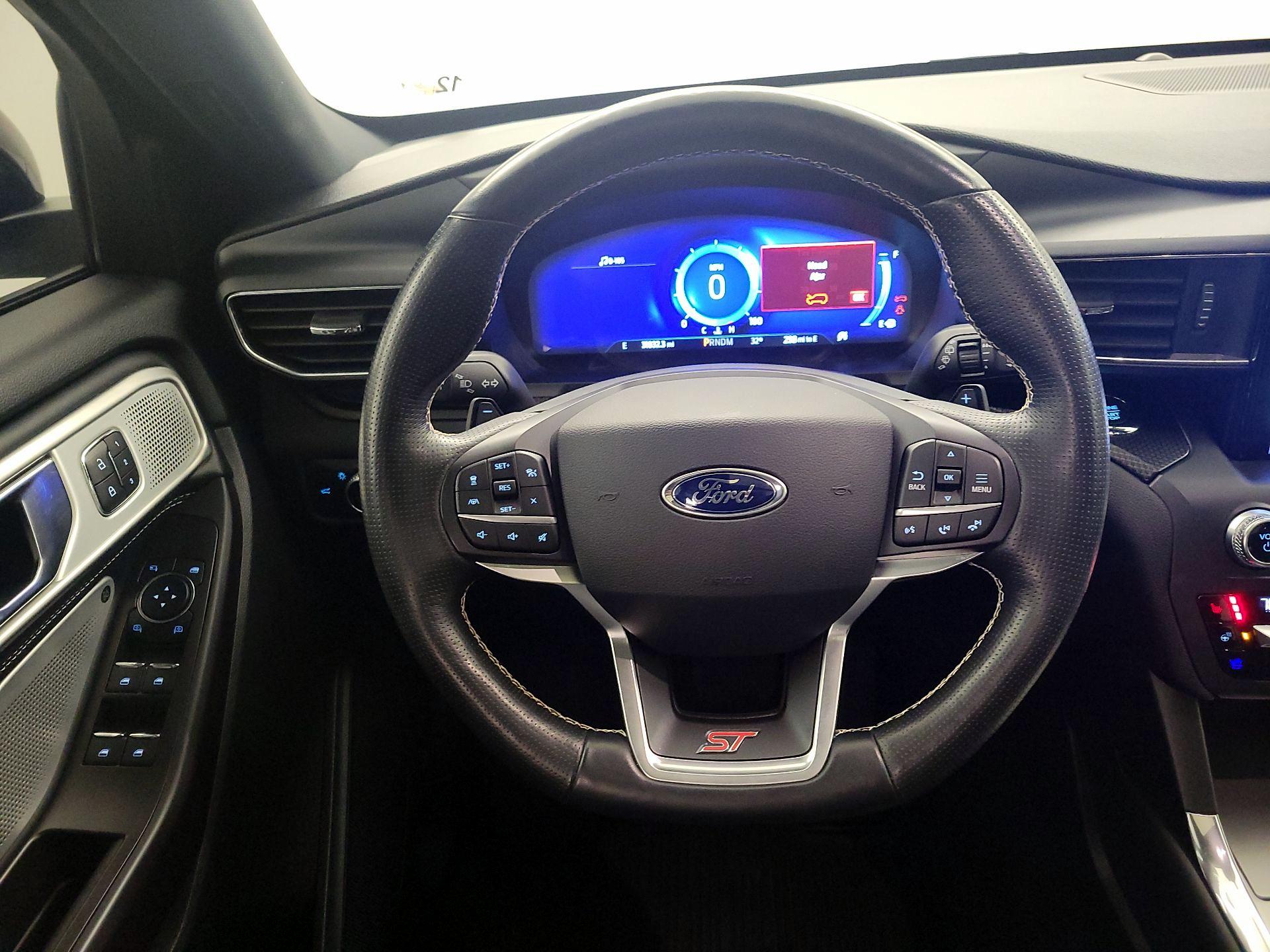 Thumbnail: 2020 Ford Explorer - 10