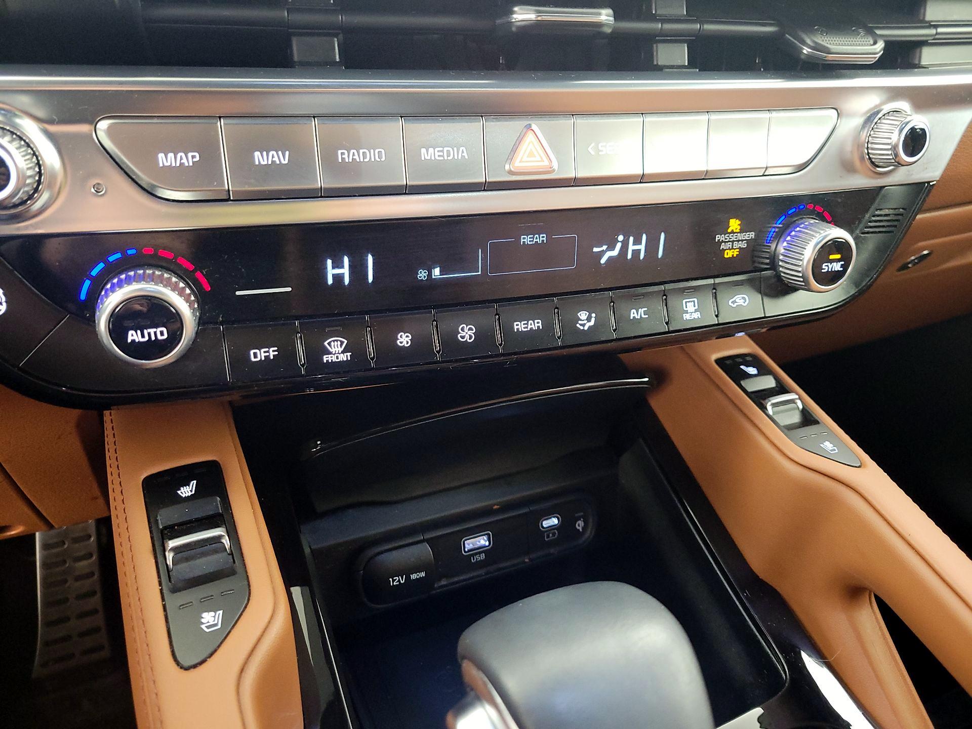 Thumbnail: 2023 Kia Telluride - 17