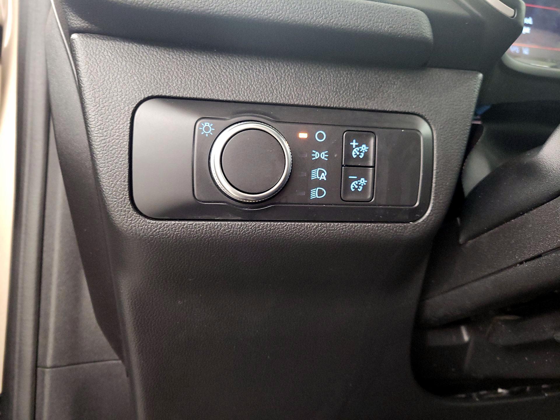 Thumbnail: 2020 Ford Escape - 13