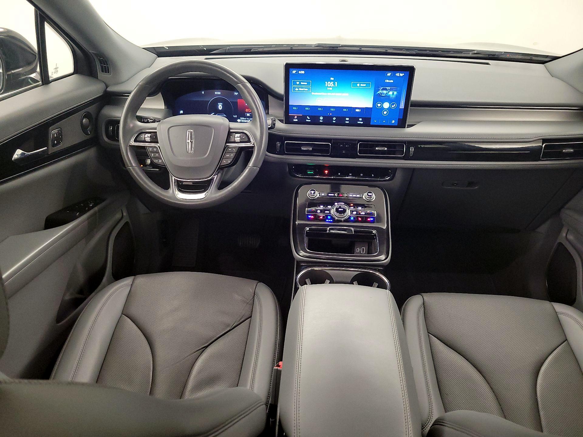 Thumbnail: 2022 Lincoln Nautilus - 9