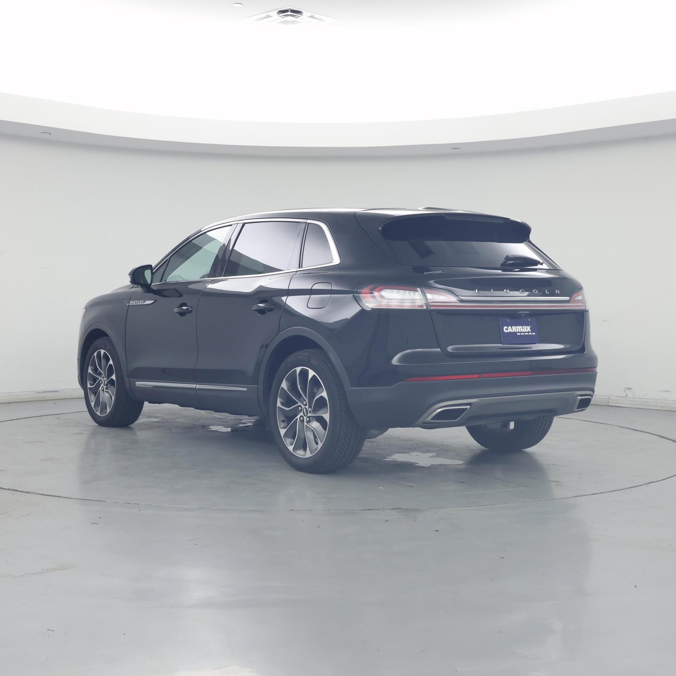 Thumbnail: 2022 Lincoln Nautilus - 2