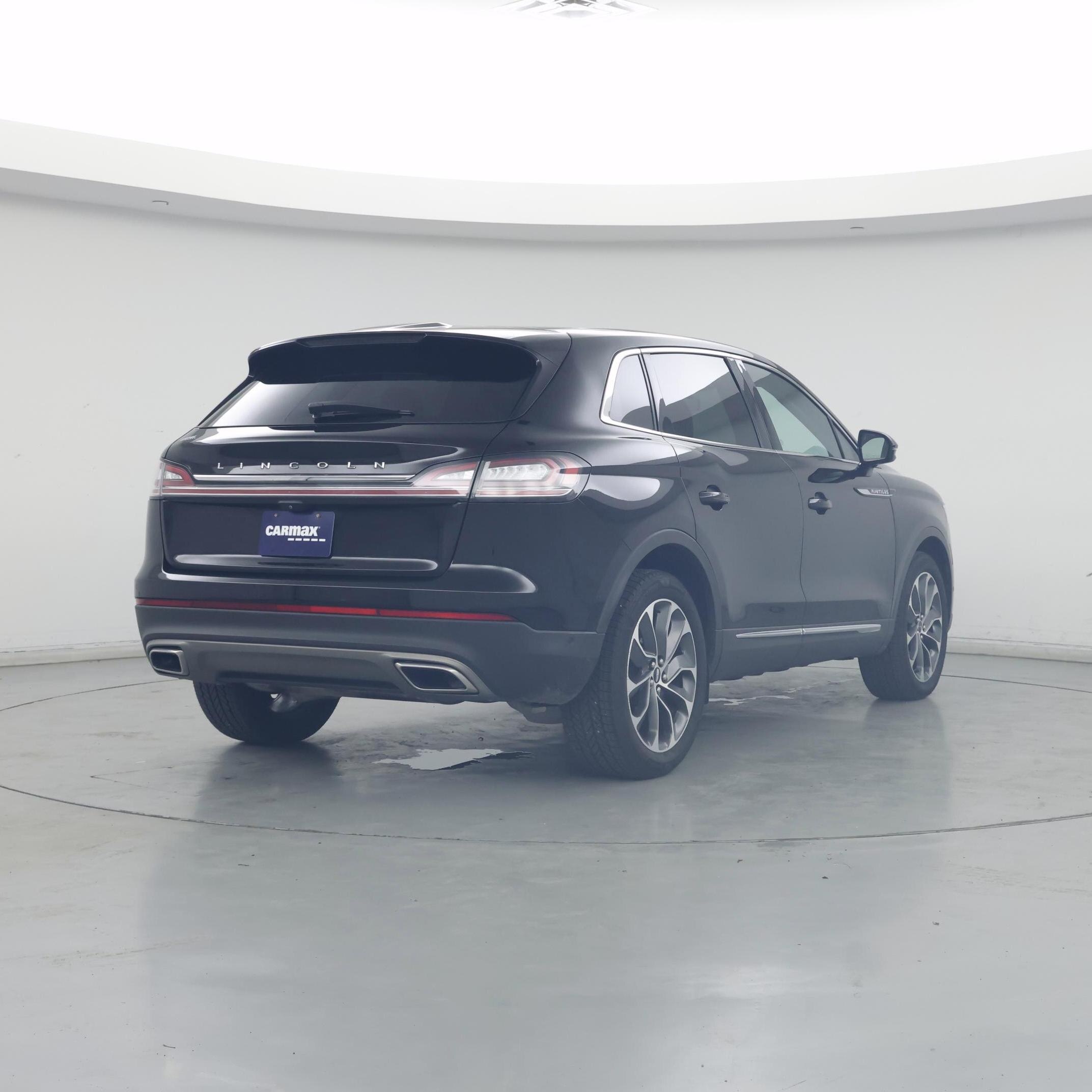 Thumbnail: 2022 Lincoln Nautilus - 8