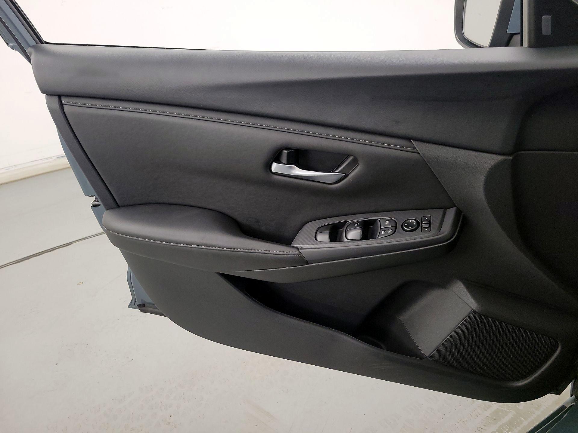 Thumbnail: 2024 Nissan Sentra - 12