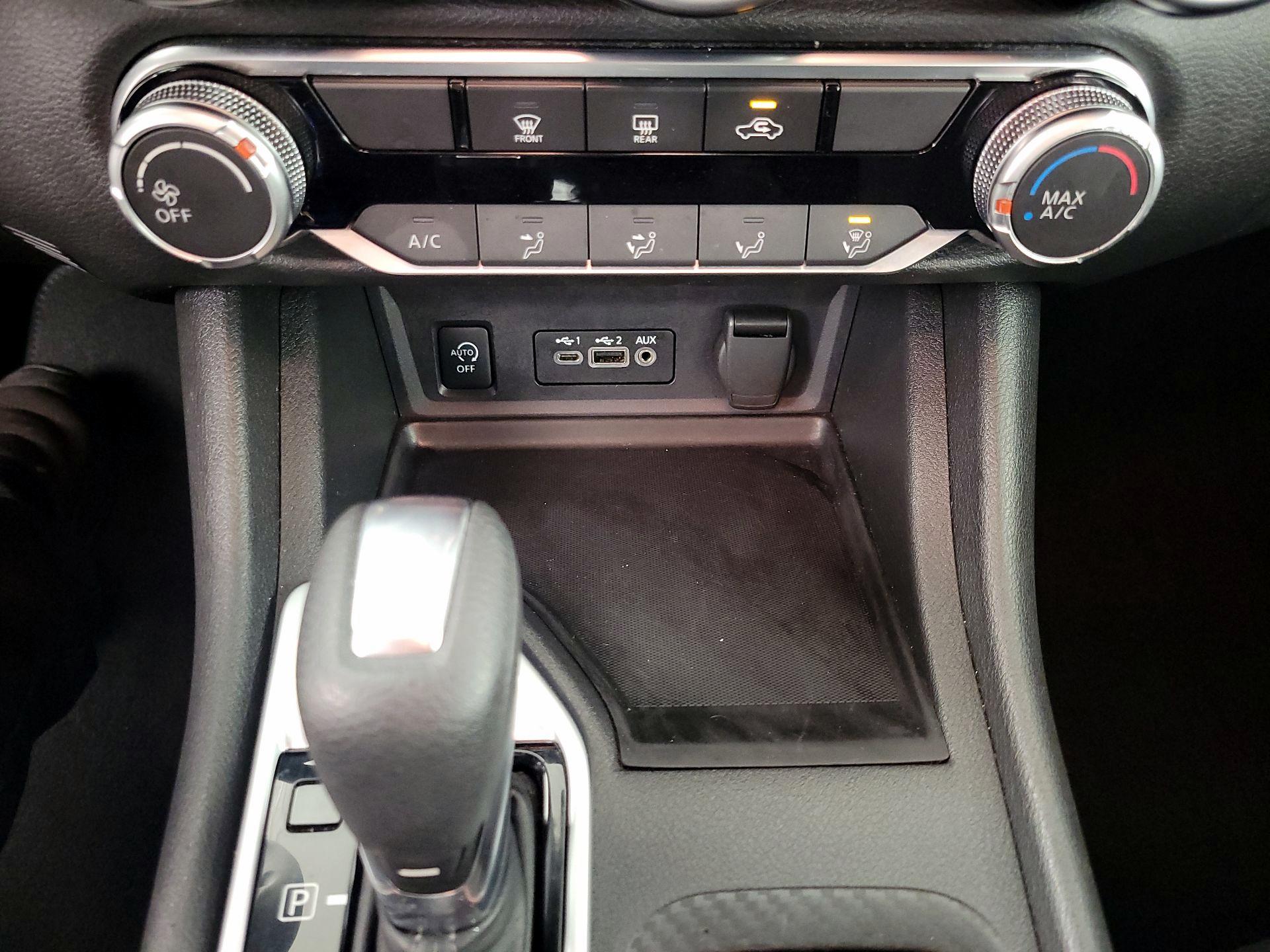 Thumbnail: 2024 Nissan Sentra - 16