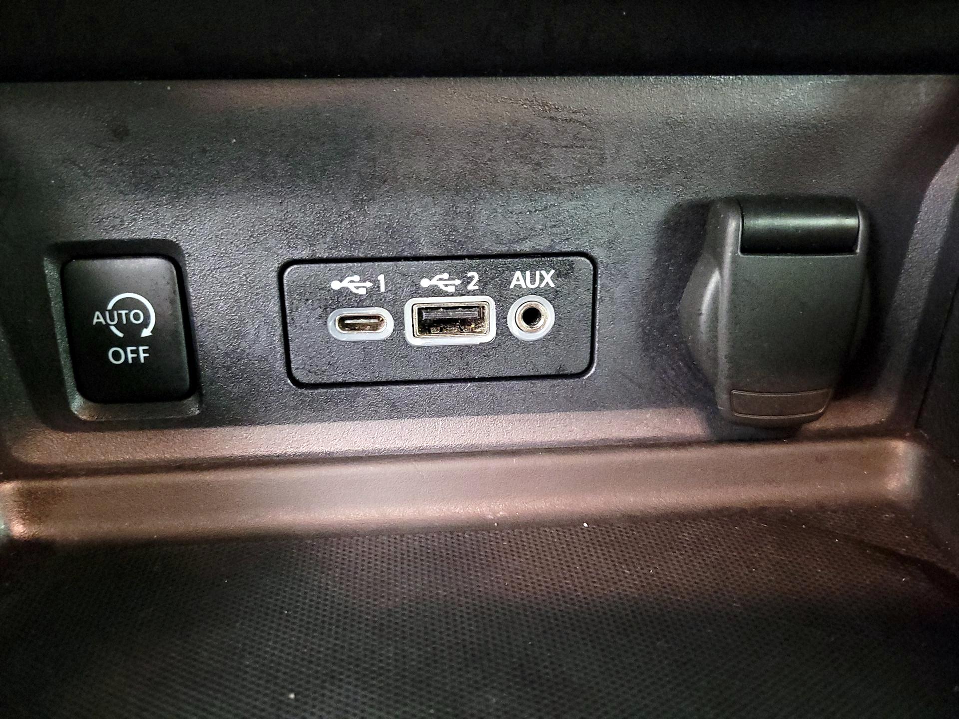 Thumbnail: 2024 Nissan Sentra - 18