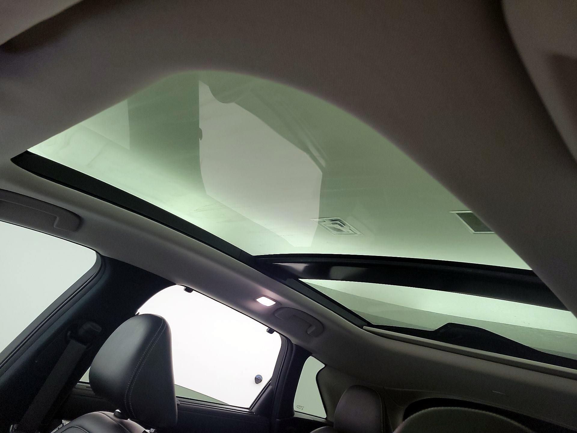 Thumbnail: 2020 INFINITI QX50 - 20