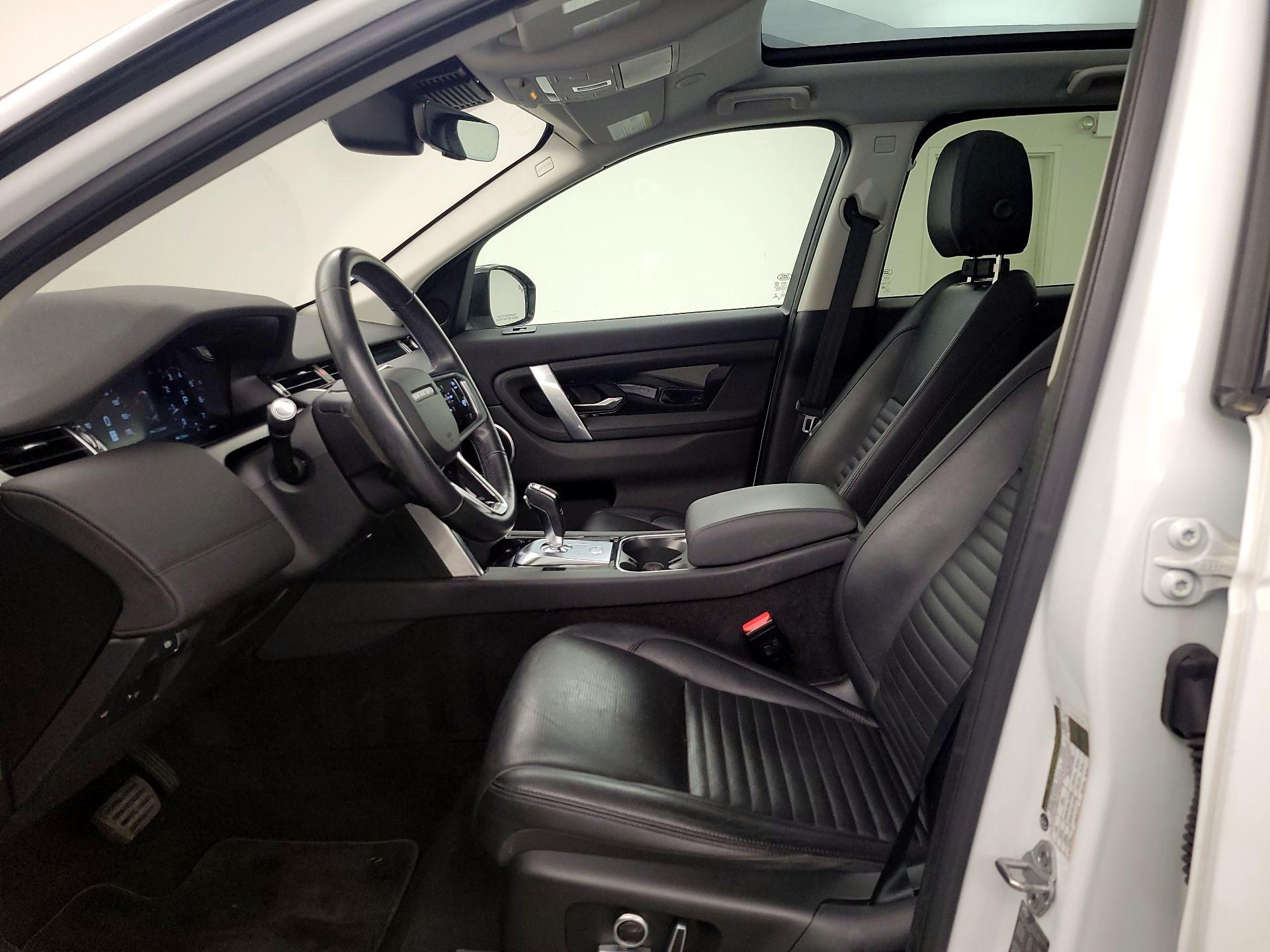 Thumbnail: 2021 Land Rover Discovery Sport - 11